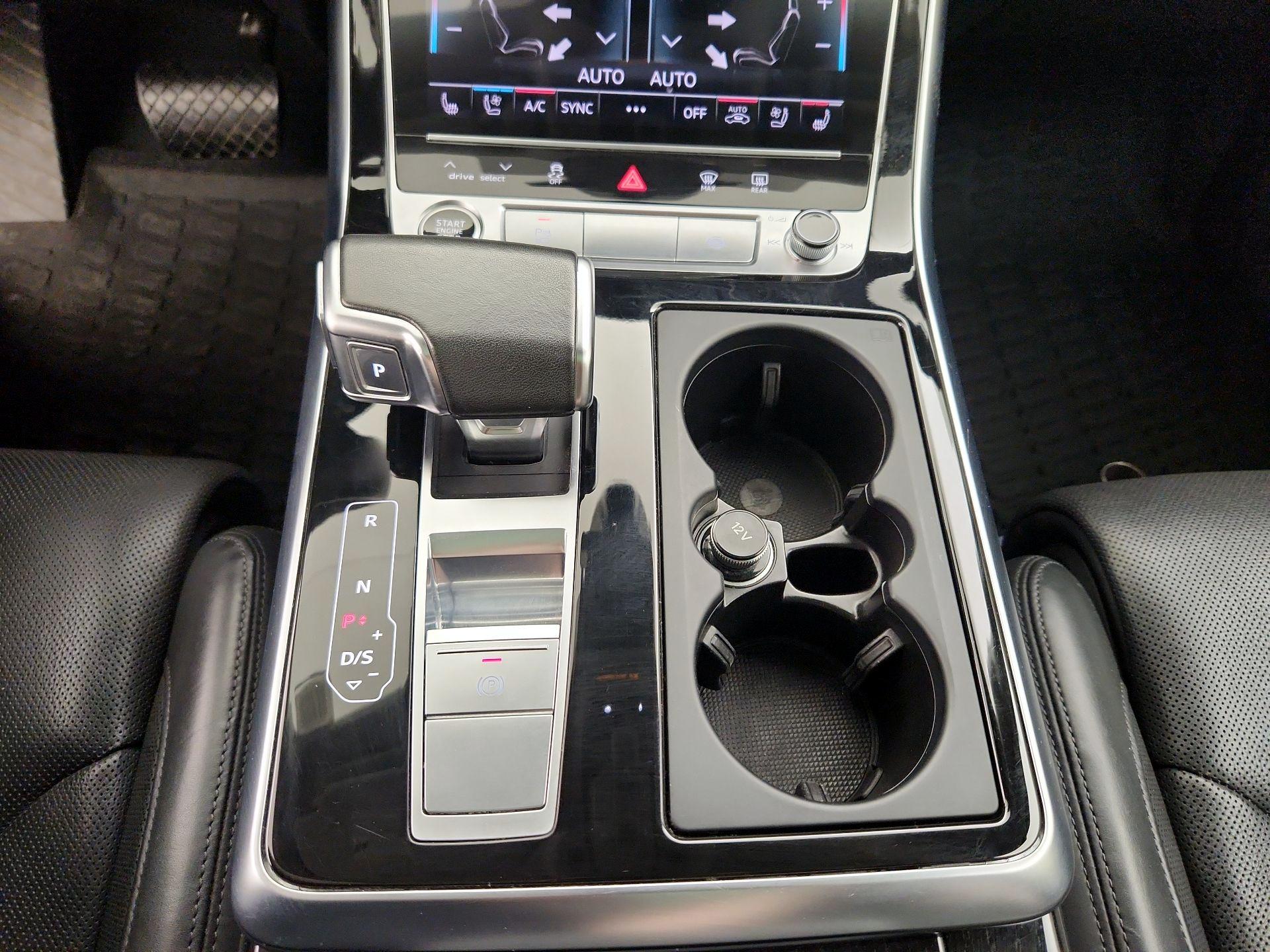 Thumbnail: 2022 Audi Q7 - 18