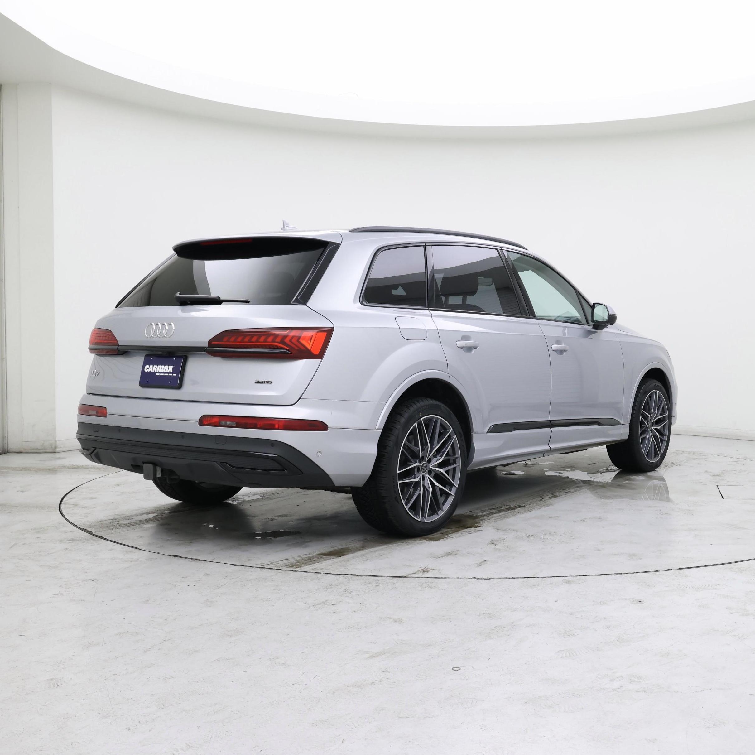 Thumbnail: 2022 Audi Q7 - 8