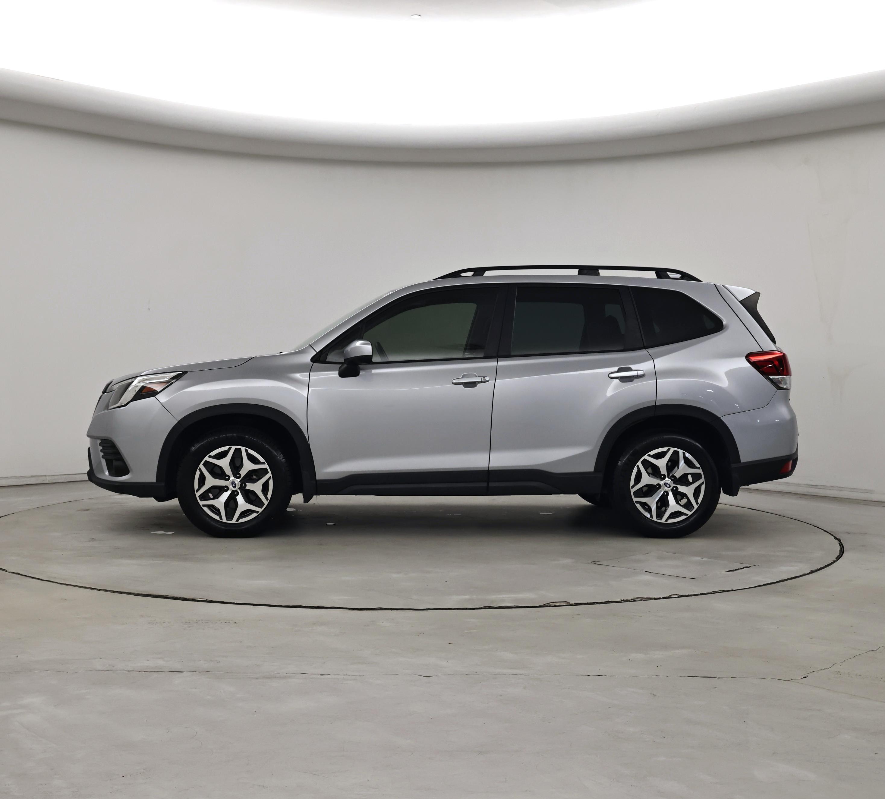 Thumbnail: 2023 Subaru Forester - 3