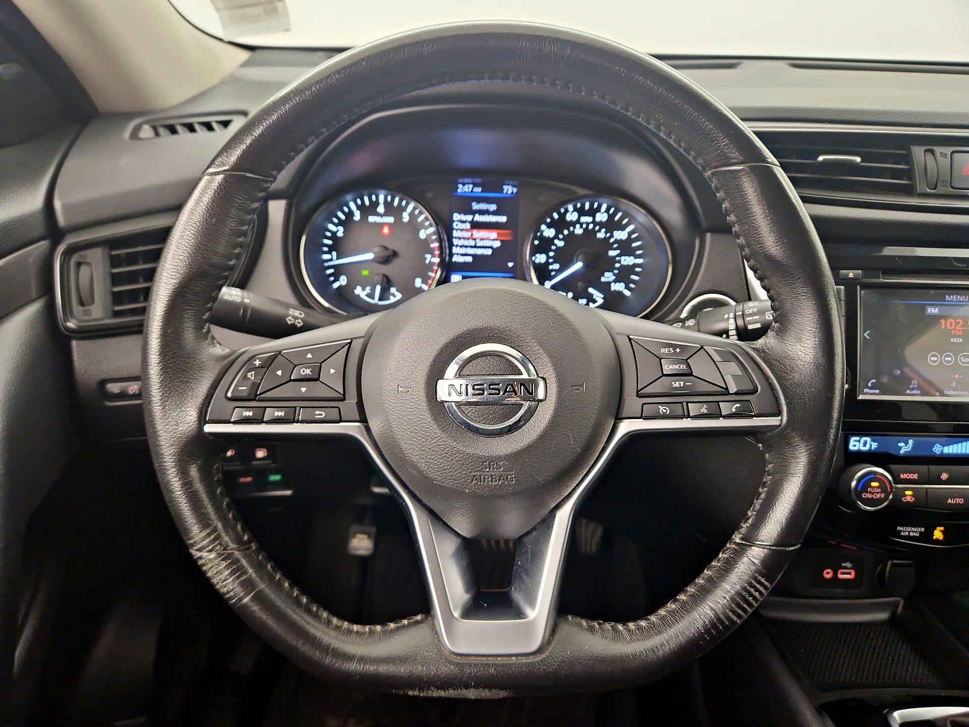 Thumbnail: 2019 Nissan Rogue - 10