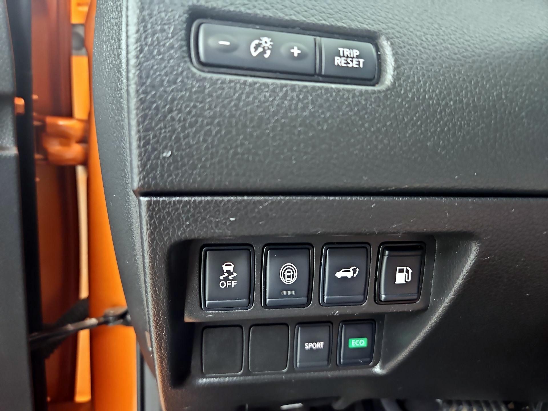 Thumbnail: 2019 Nissan Rogue - 13