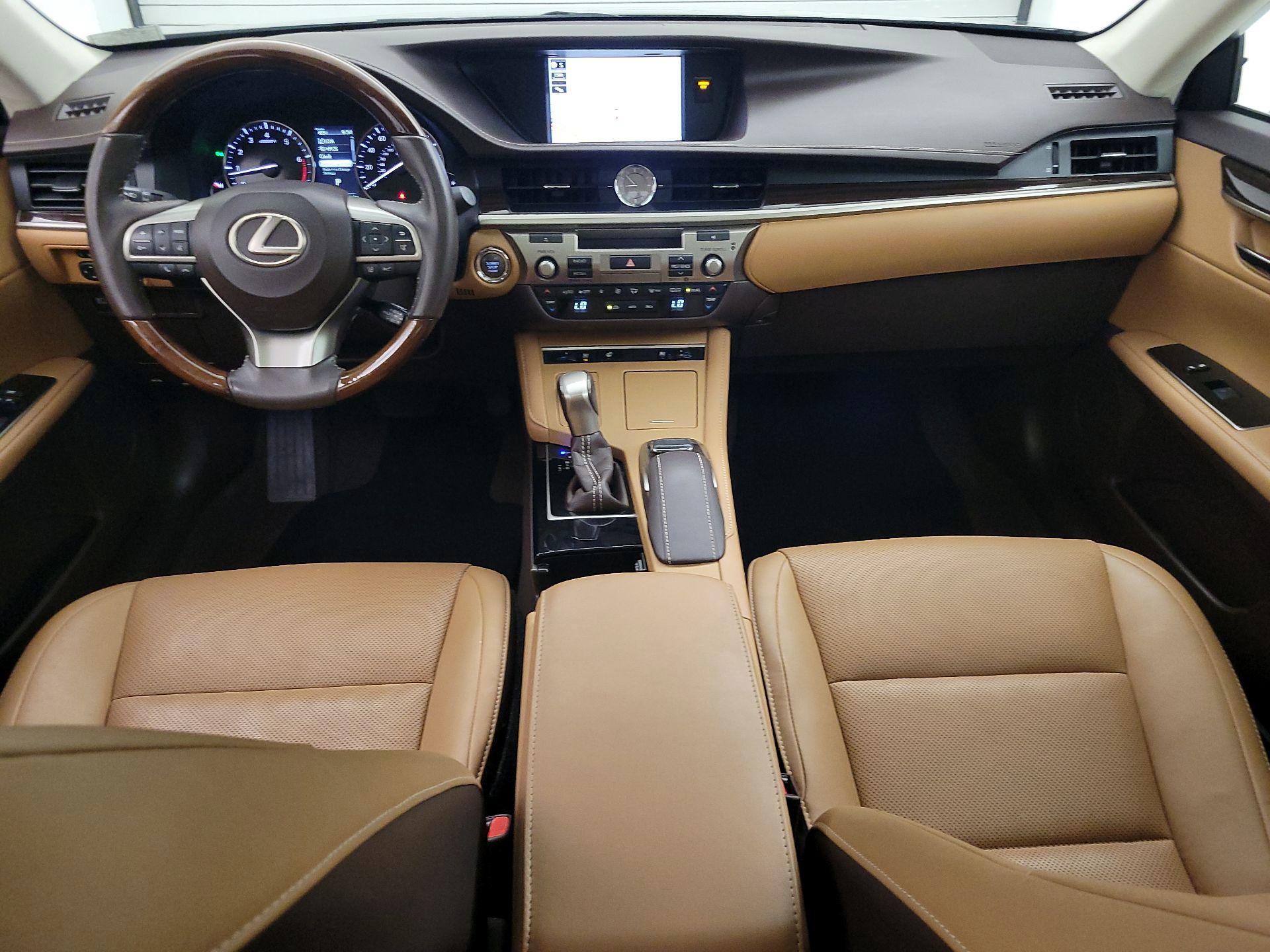 Thumbnail: 2017 Lexus ES - 9