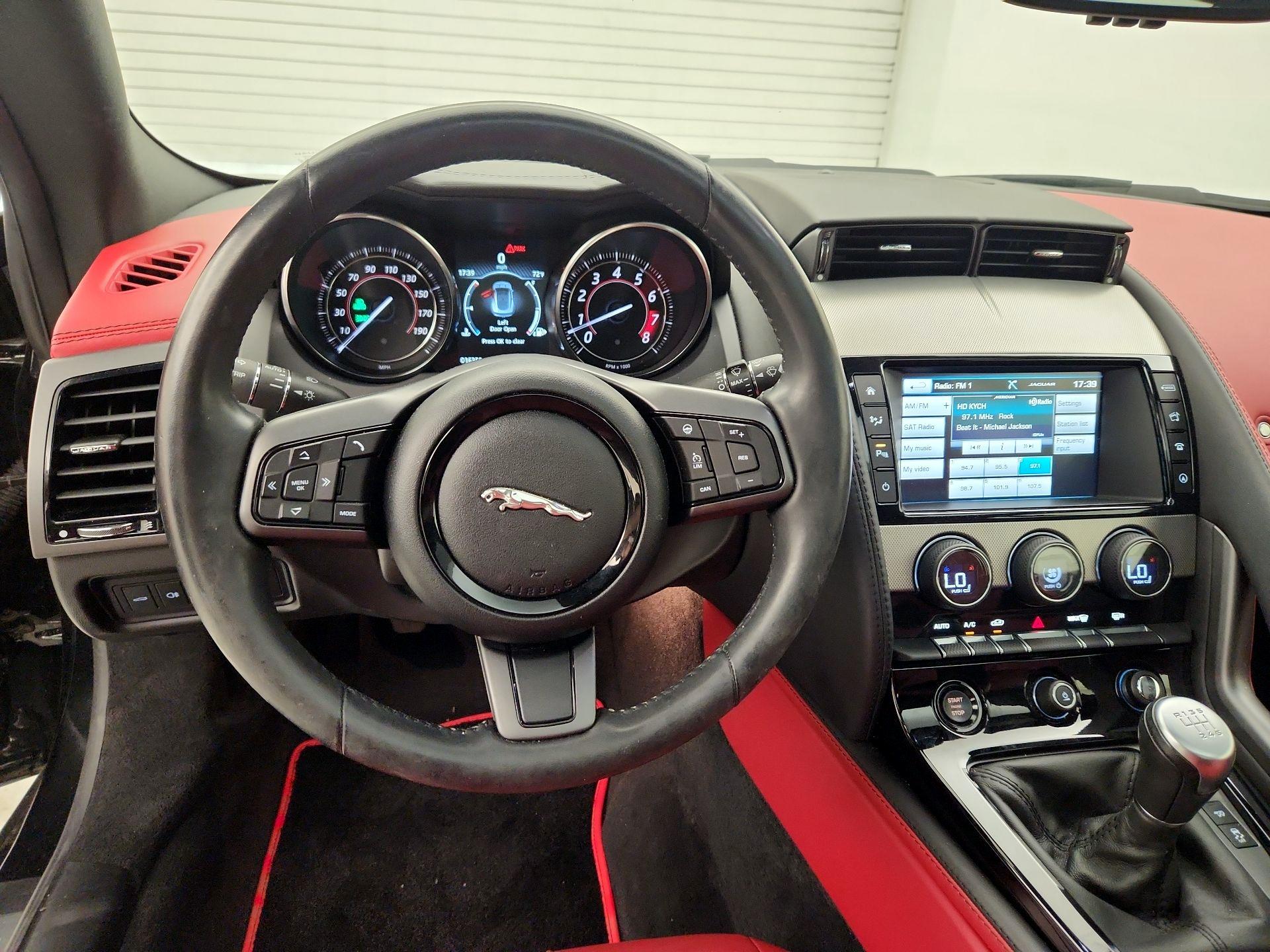 Thumbnail: 2016 Jaguar F-Type - 10