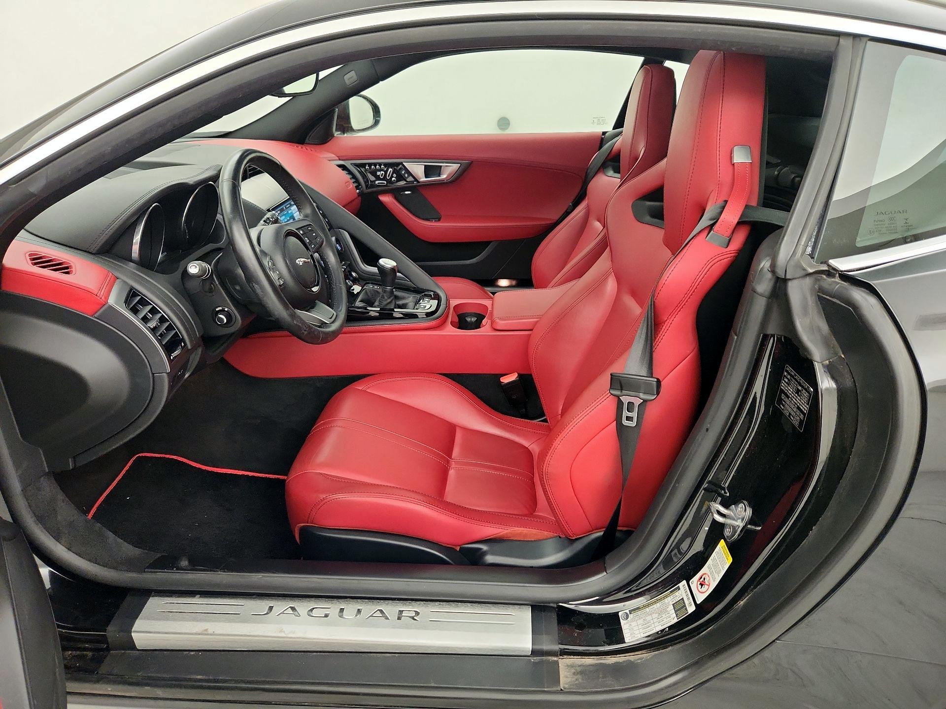 Thumbnail: 2016 Jaguar F-Type - 11