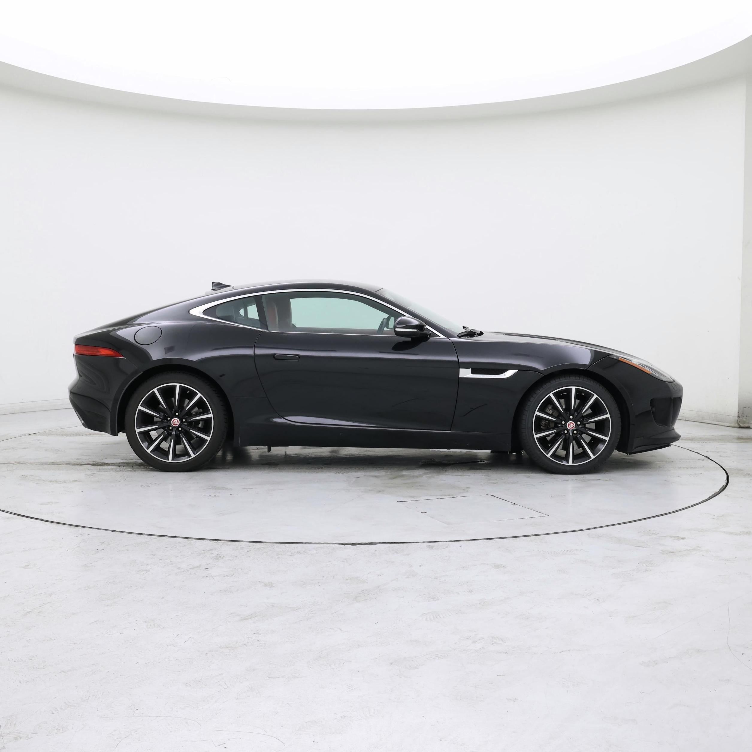 Thumbnail: 2016 Jaguar F-Type - 7