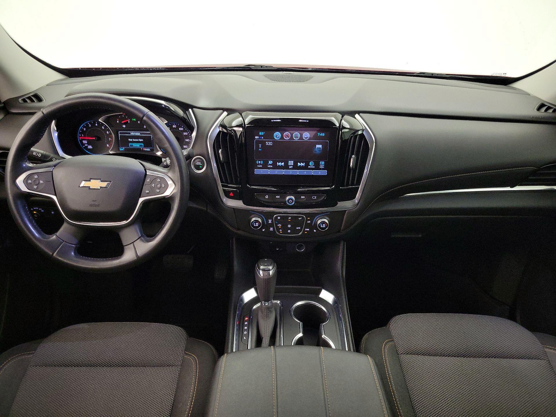 Thumbnail: 2018 Chevrolet Traverse - 9