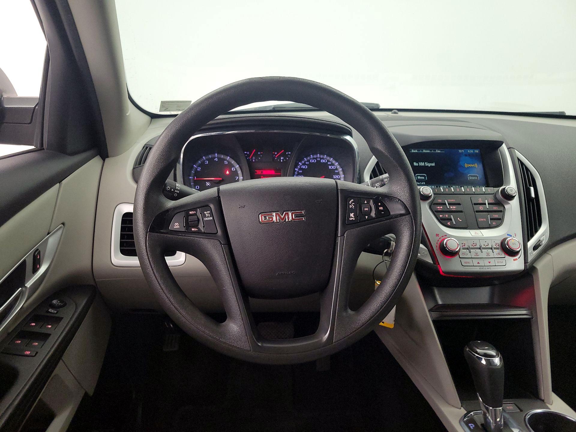 Thumbnail: 2017 GMC Terrain - 10