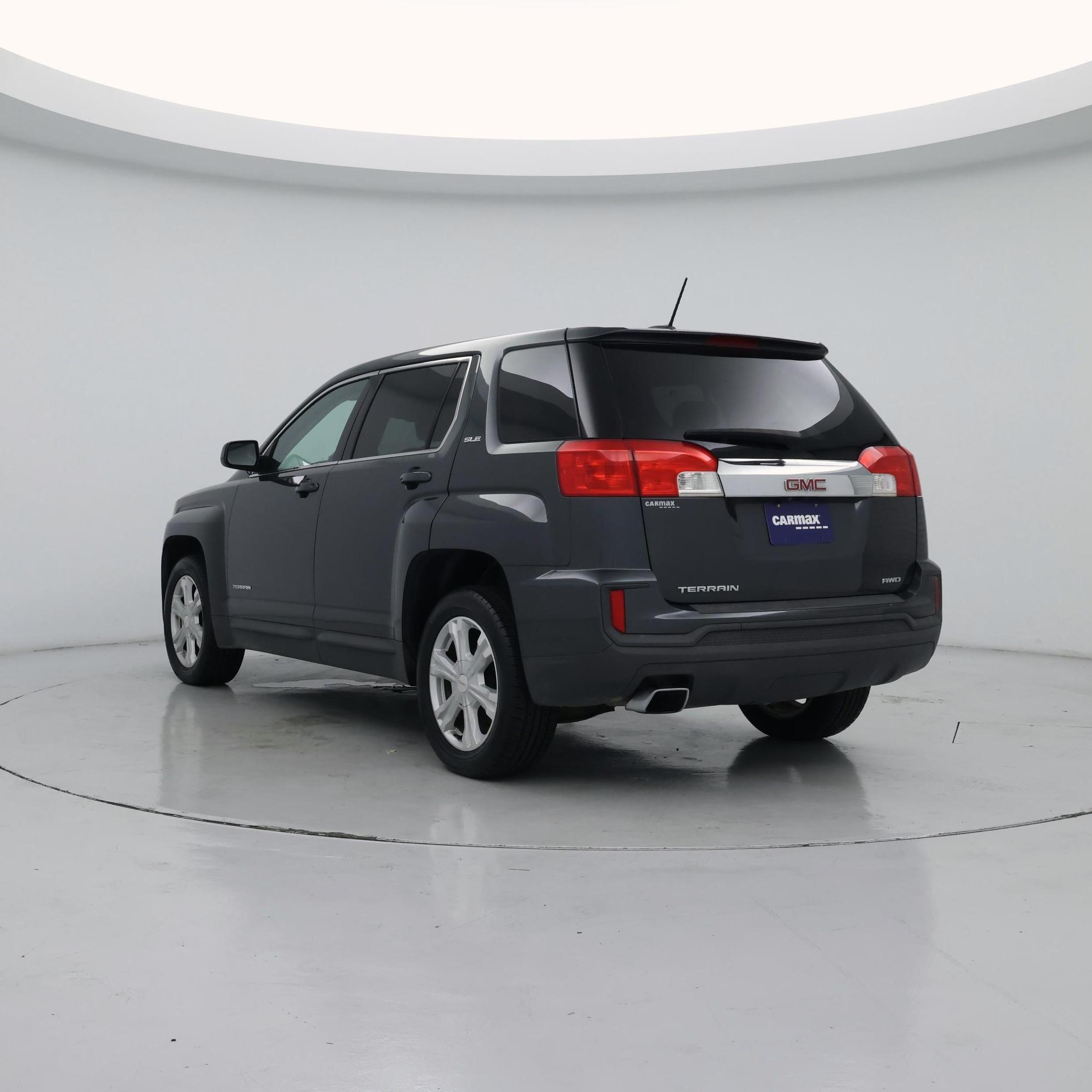 Thumbnail: 2017 GMC Terrain - 2