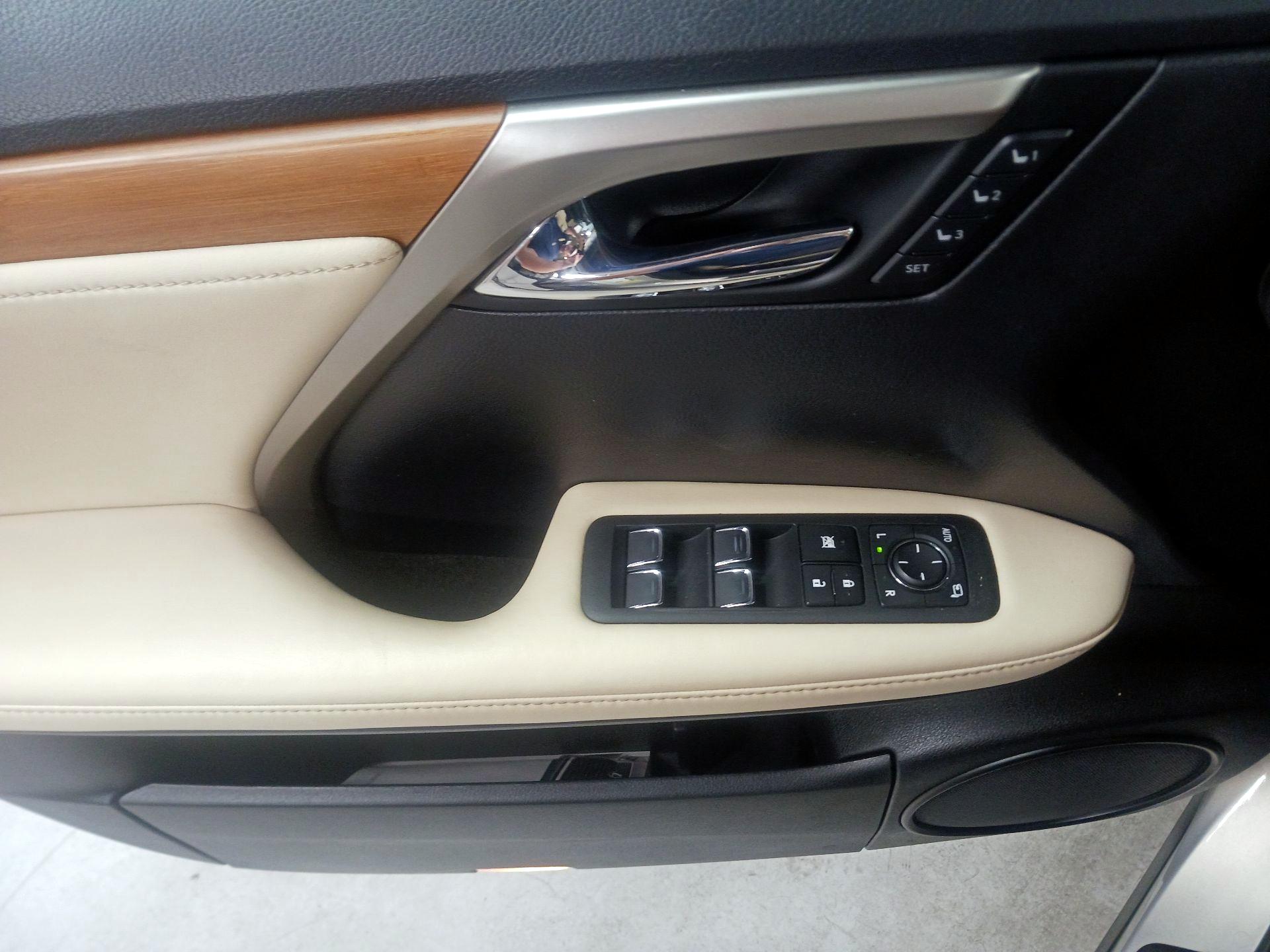 Thumbnail: 2021 Lexus RX - 10