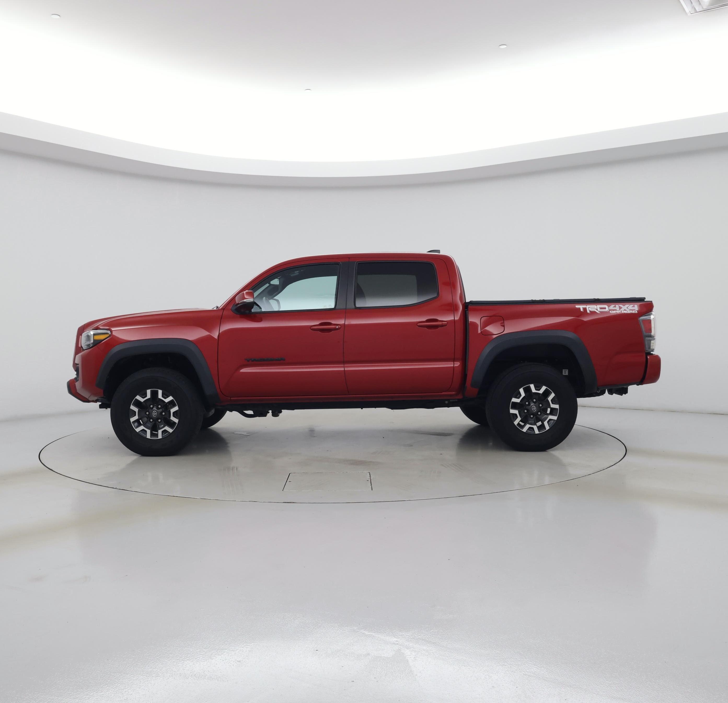 Thumbnail: 2021 Toyota Tacoma - 3