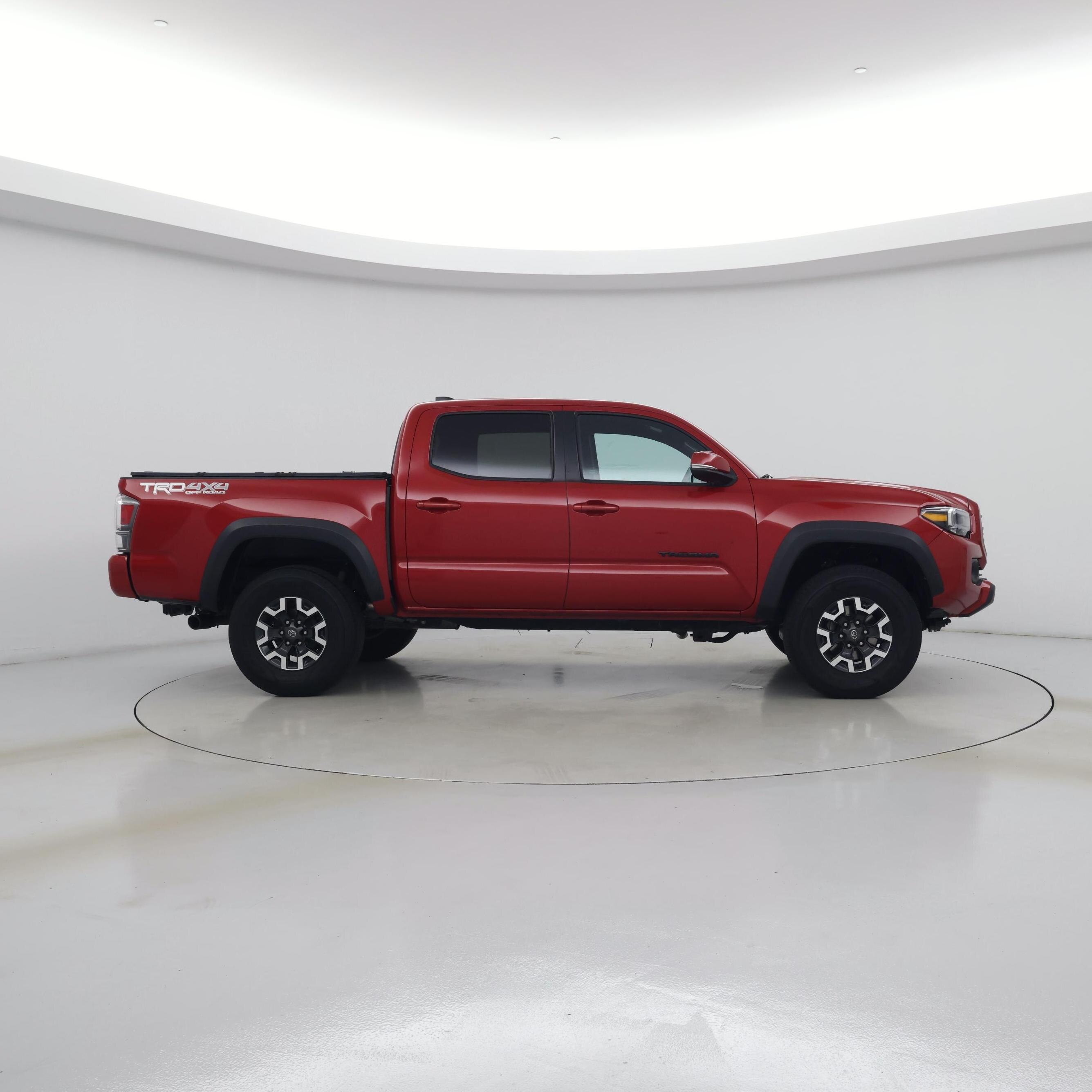 Thumbnail: 2021 Toyota Tacoma - 7