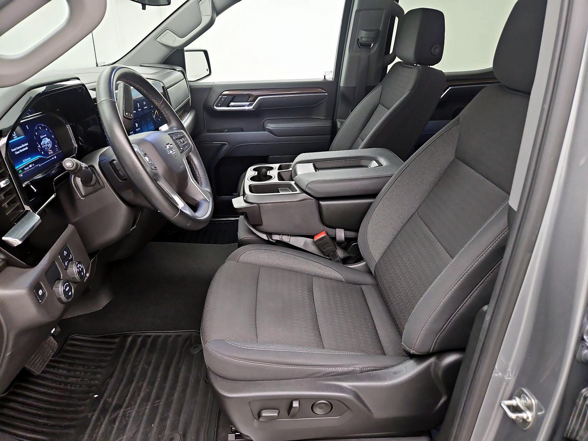 Thumbnail: 2025 Chevrolet Silverado 1500 - 11