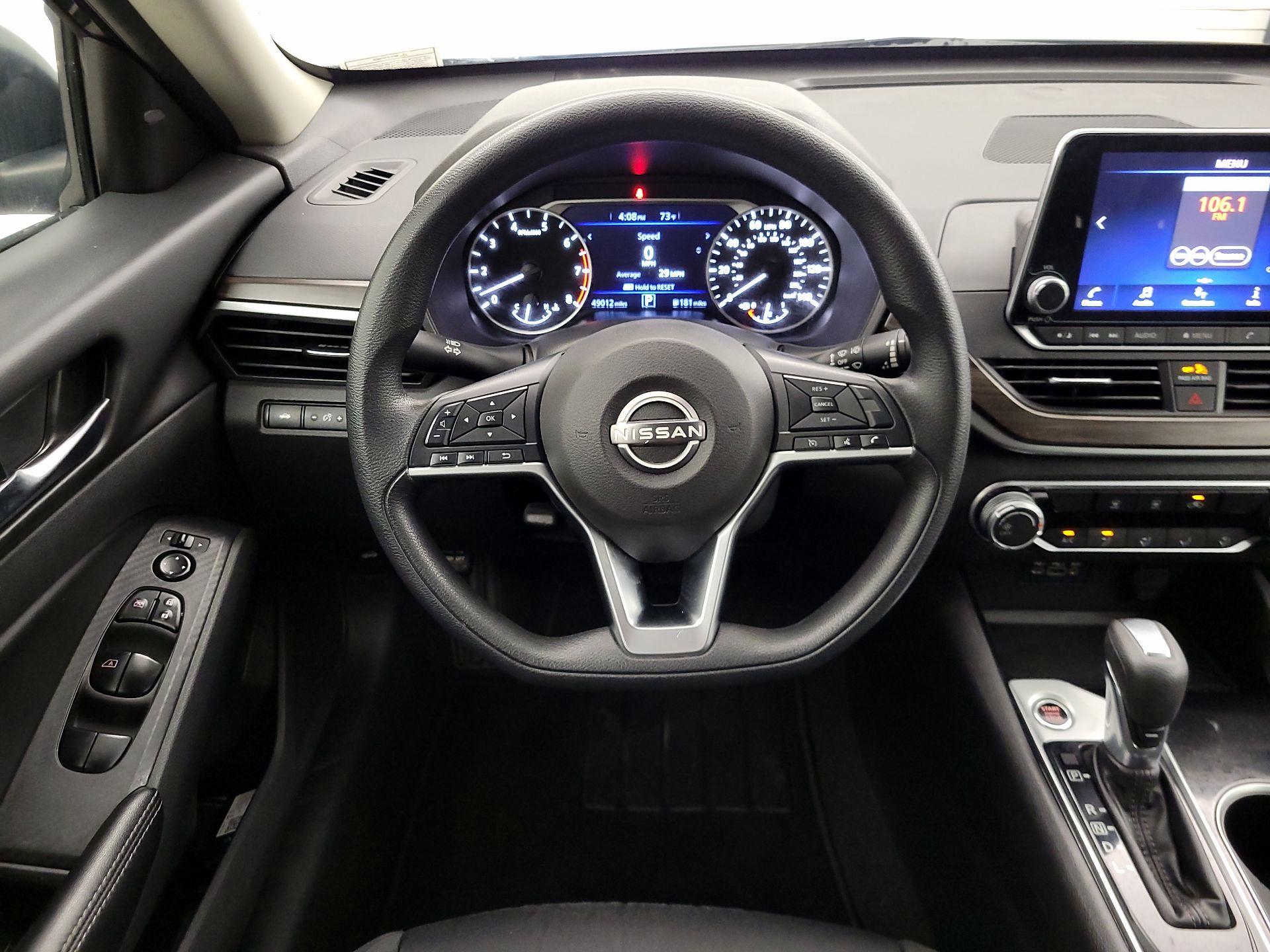 Thumbnail: 2024 Nissan Altima - 10