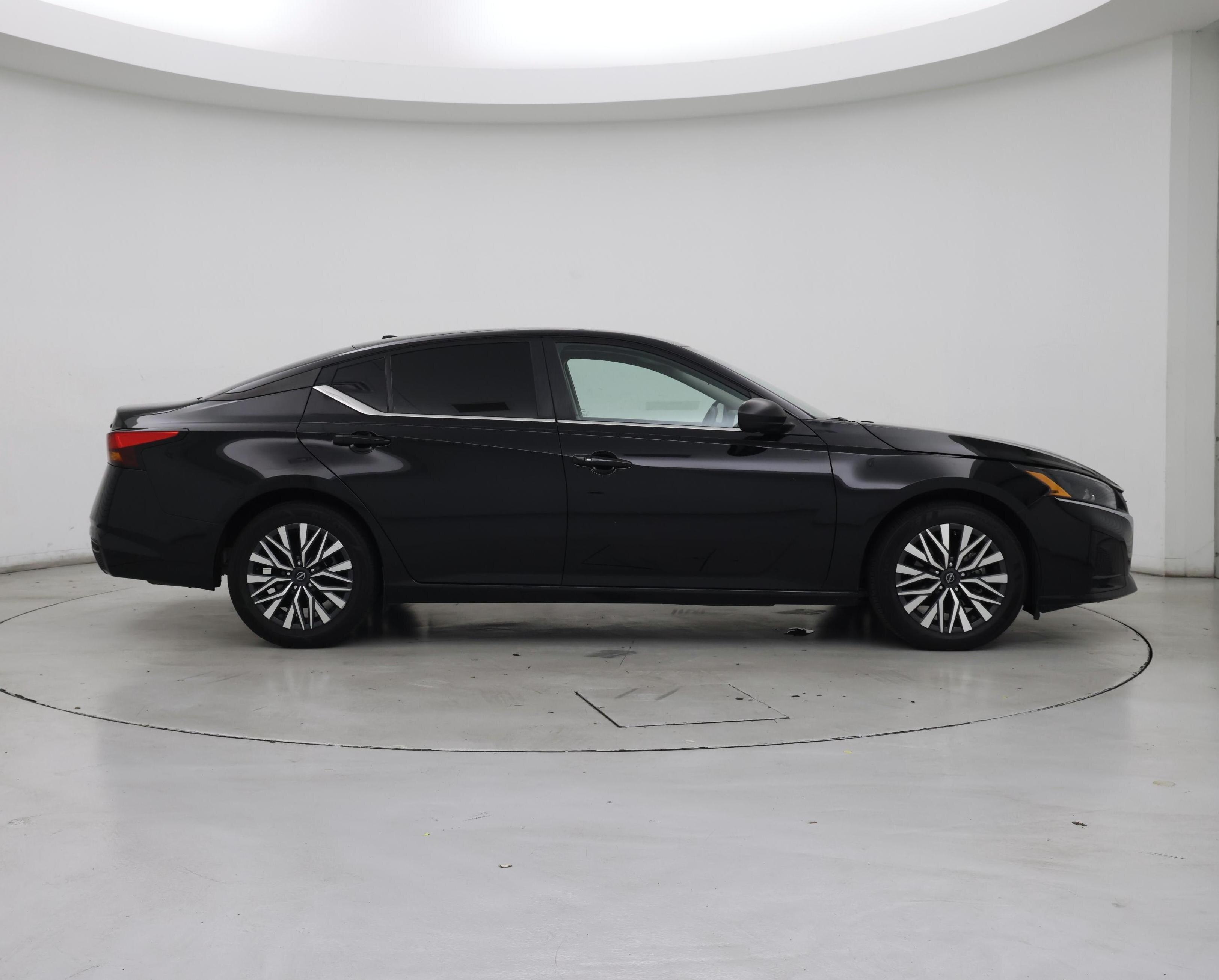Thumbnail: 2024 Nissan Altima - 7
