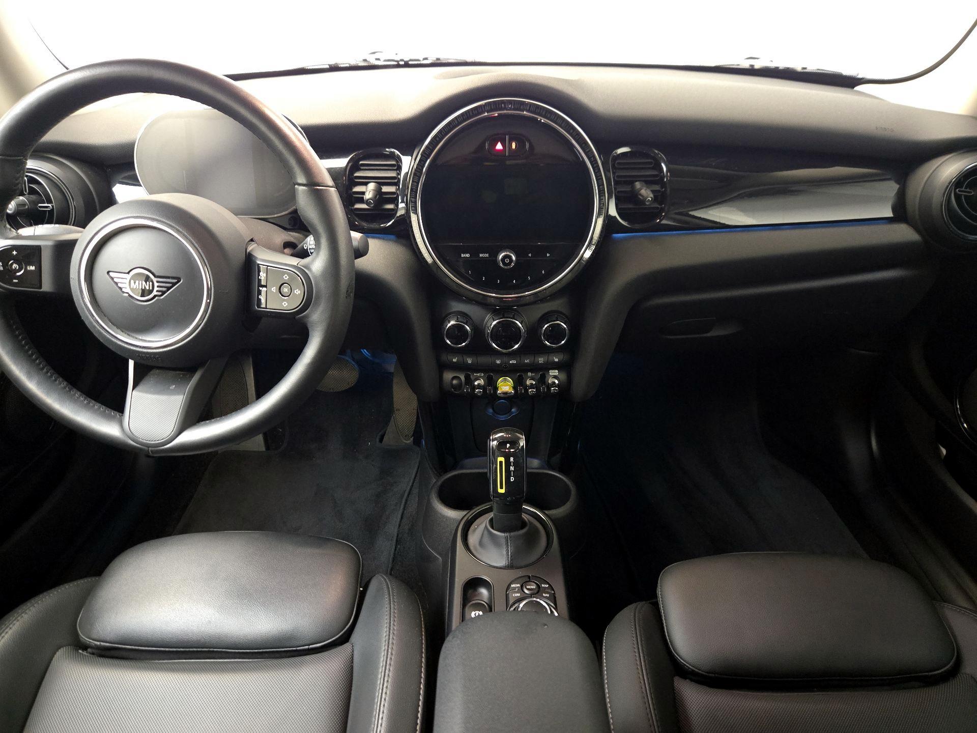 Thumbnail: 2022 MINI Cooper Hardtop - 9