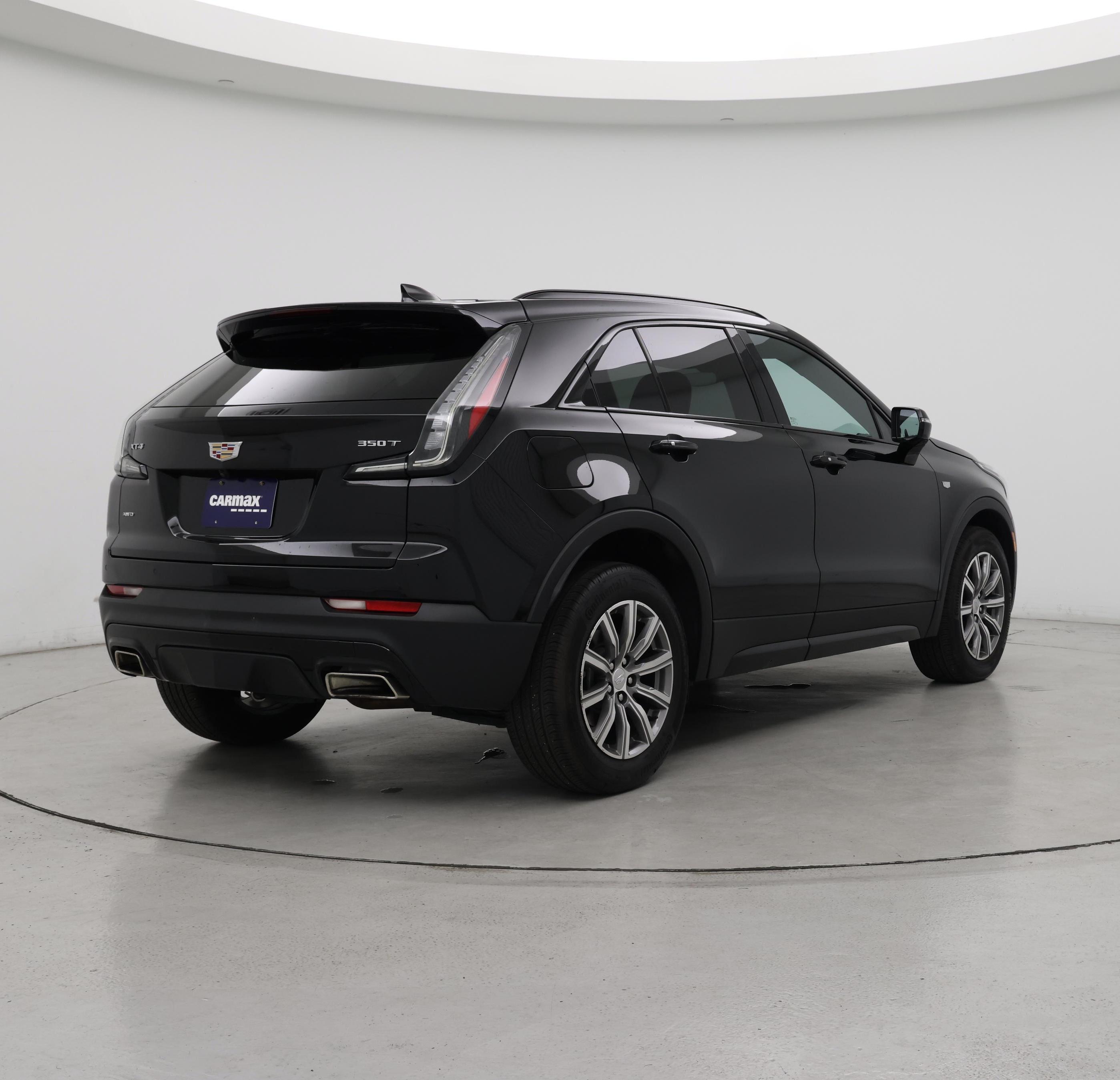 Thumbnail: 2023 Cadillac XT4 - 8