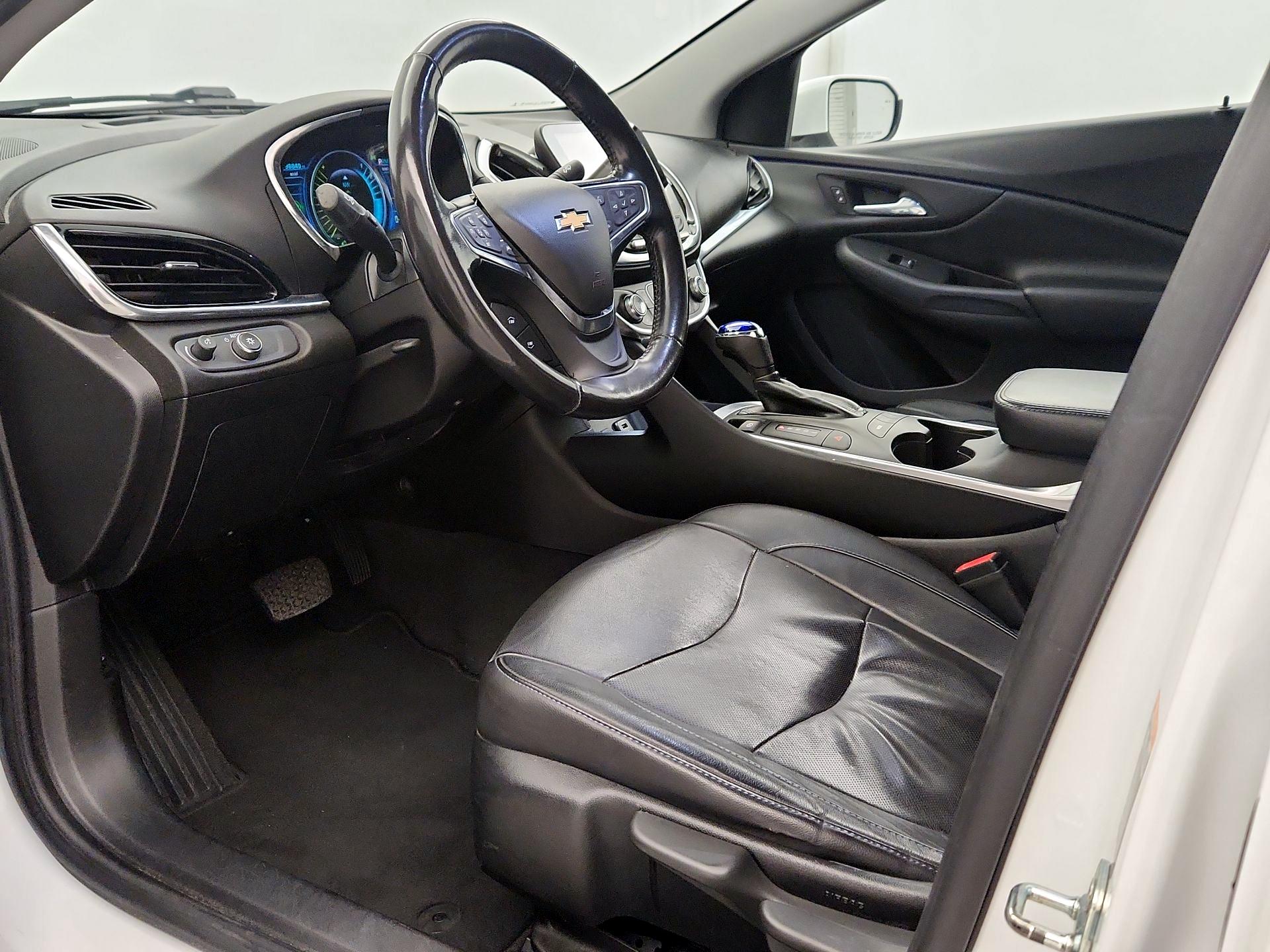 Thumbnail: 2018 Chevrolet Volt - 11