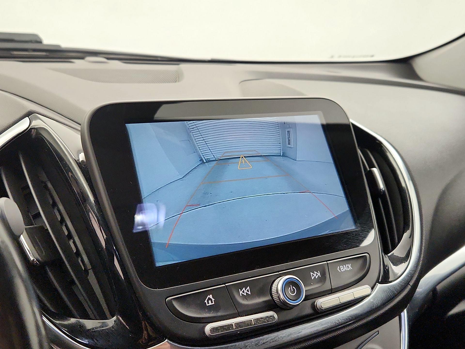 Thumbnail: 2018 Chevrolet Volt - 15