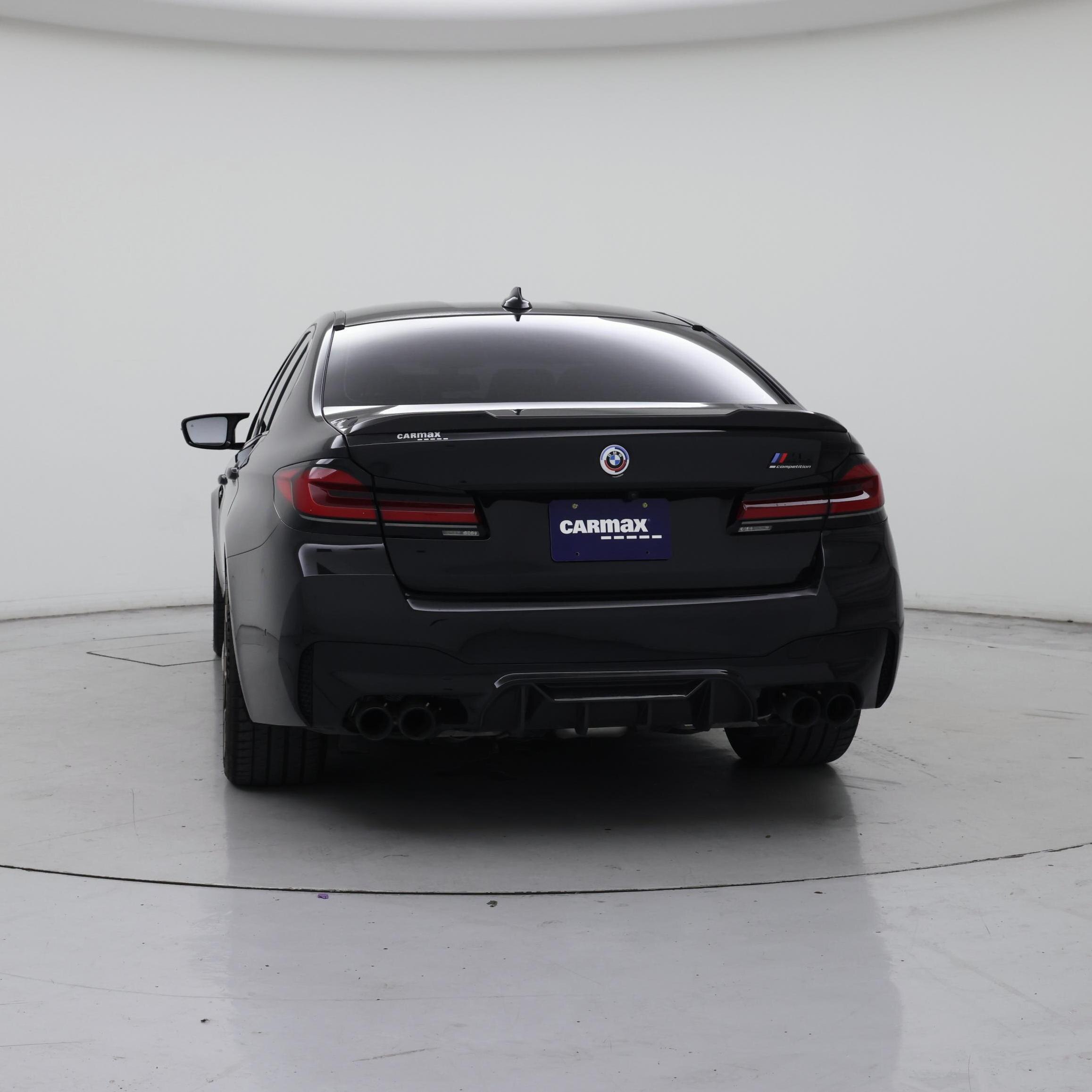 Thumbnail: 2023 BMW M5 - 6