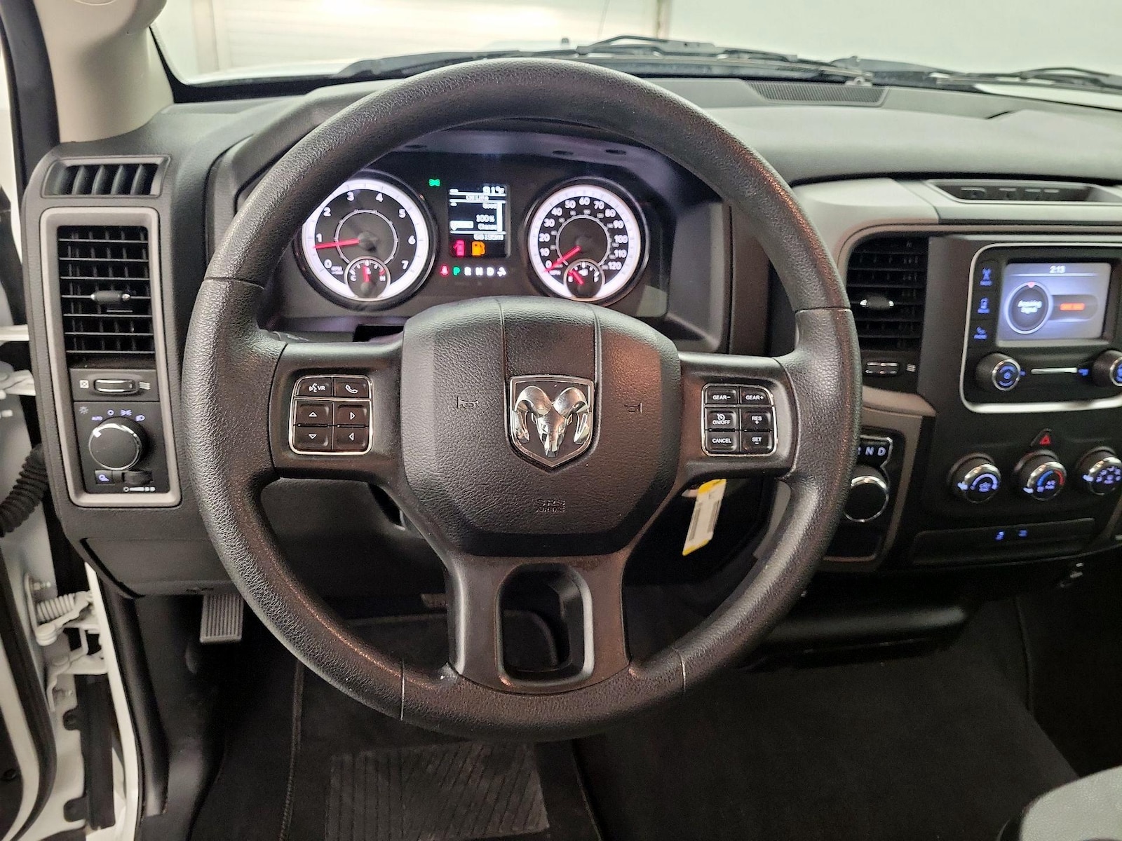 2021 RAM Ram 1500 Classic Tradesman - Photo 11