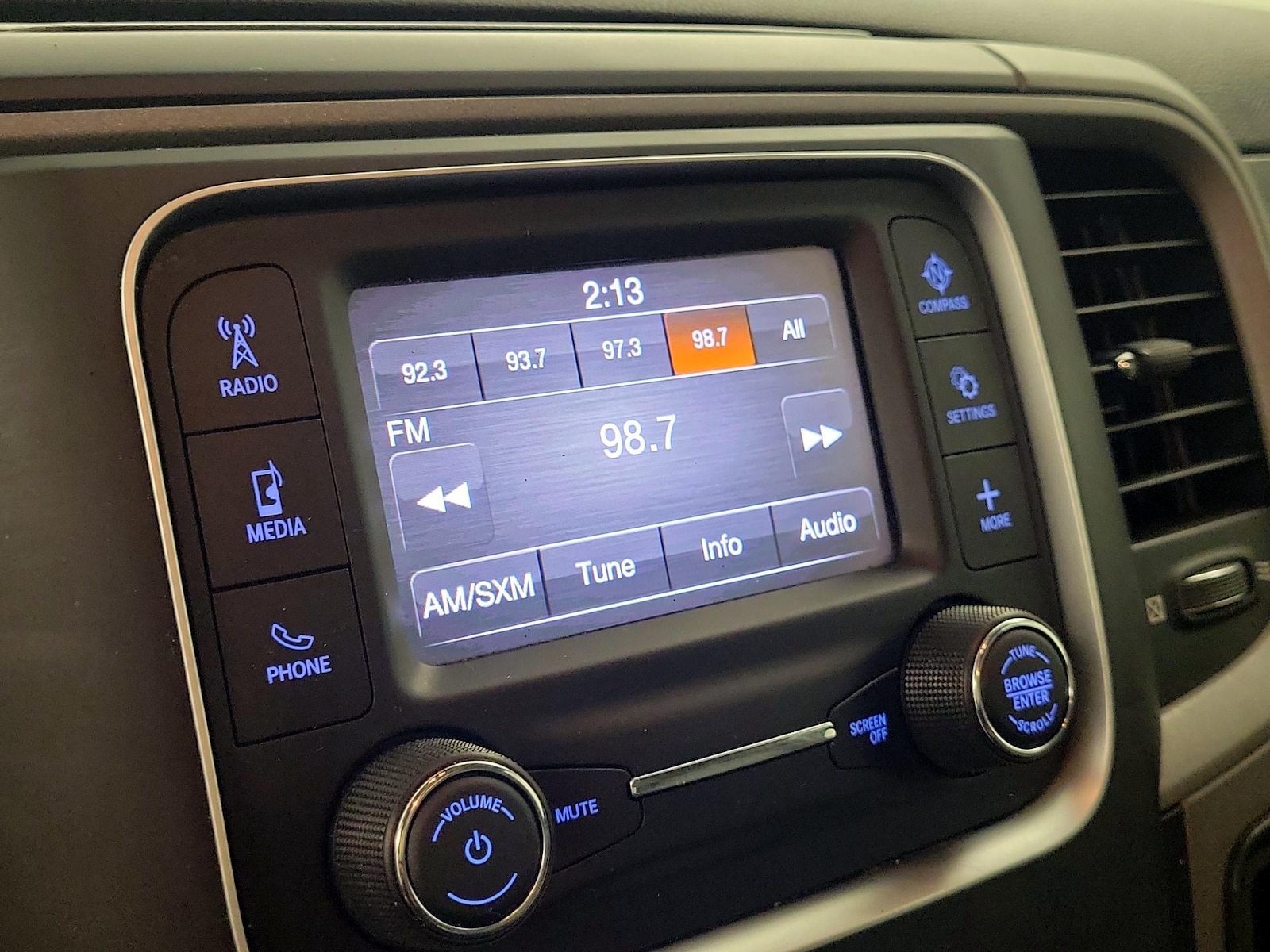 2021 RAM Ram 1500 Classic Tradesman - Photo 16