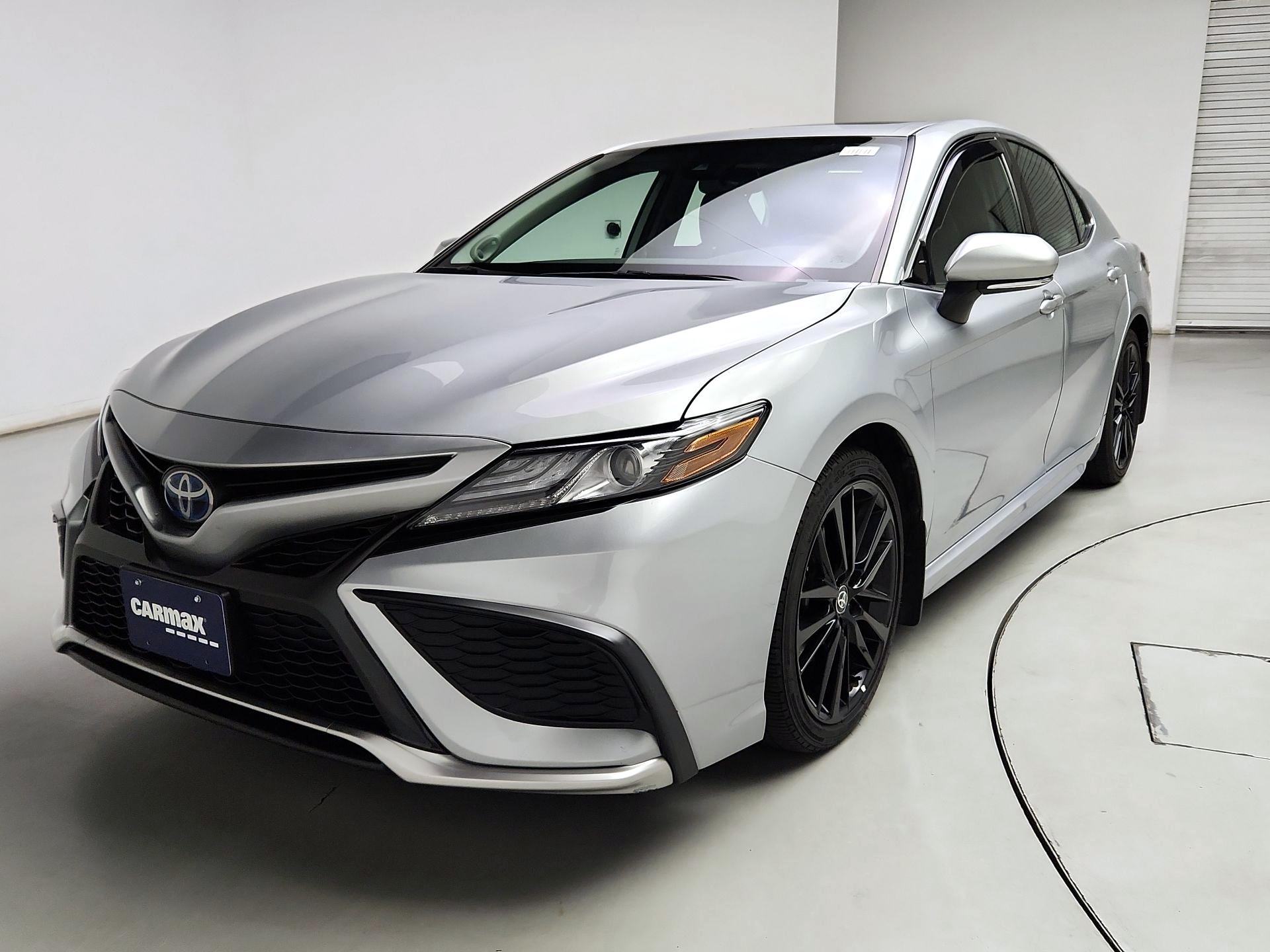 Thumbnail: 2023 Toyota Camry - 3