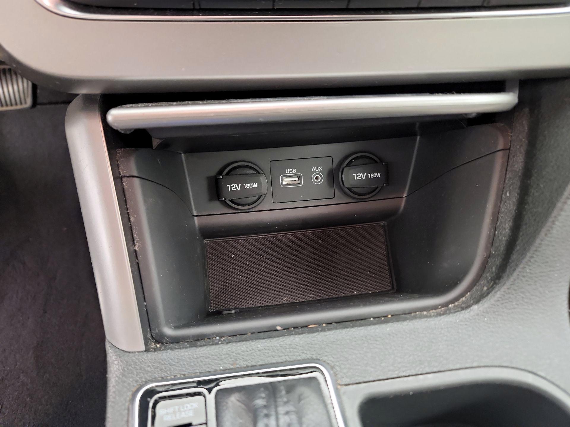 Thumbnail: 2015 Hyundai Sonata - 17