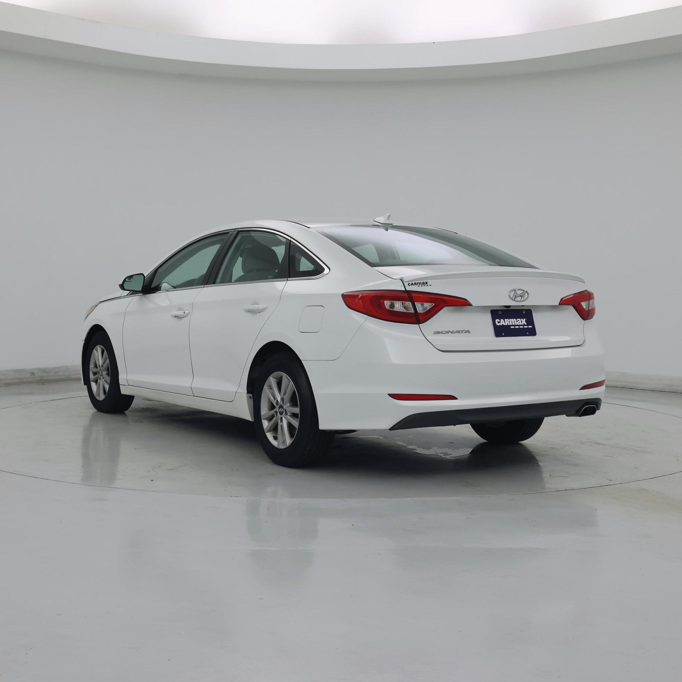 Thumbnail: 2015 Hyundai Sonata - 2