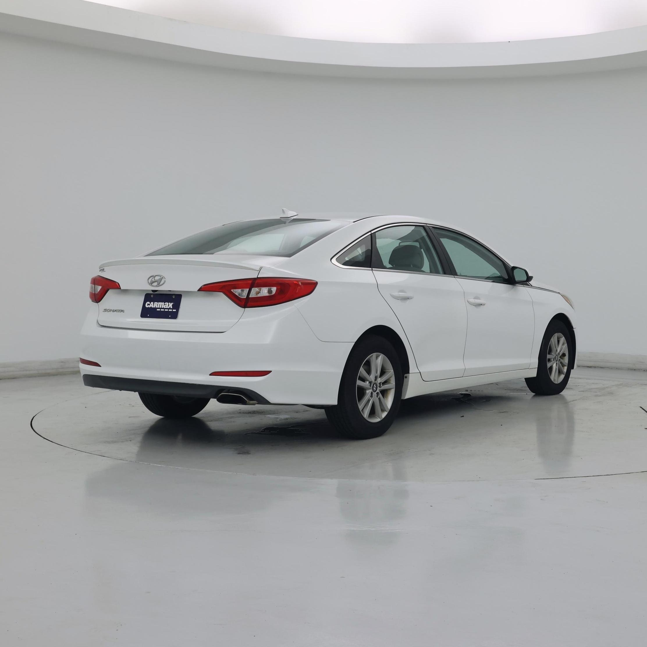 Thumbnail: 2015 Hyundai Sonata - 8