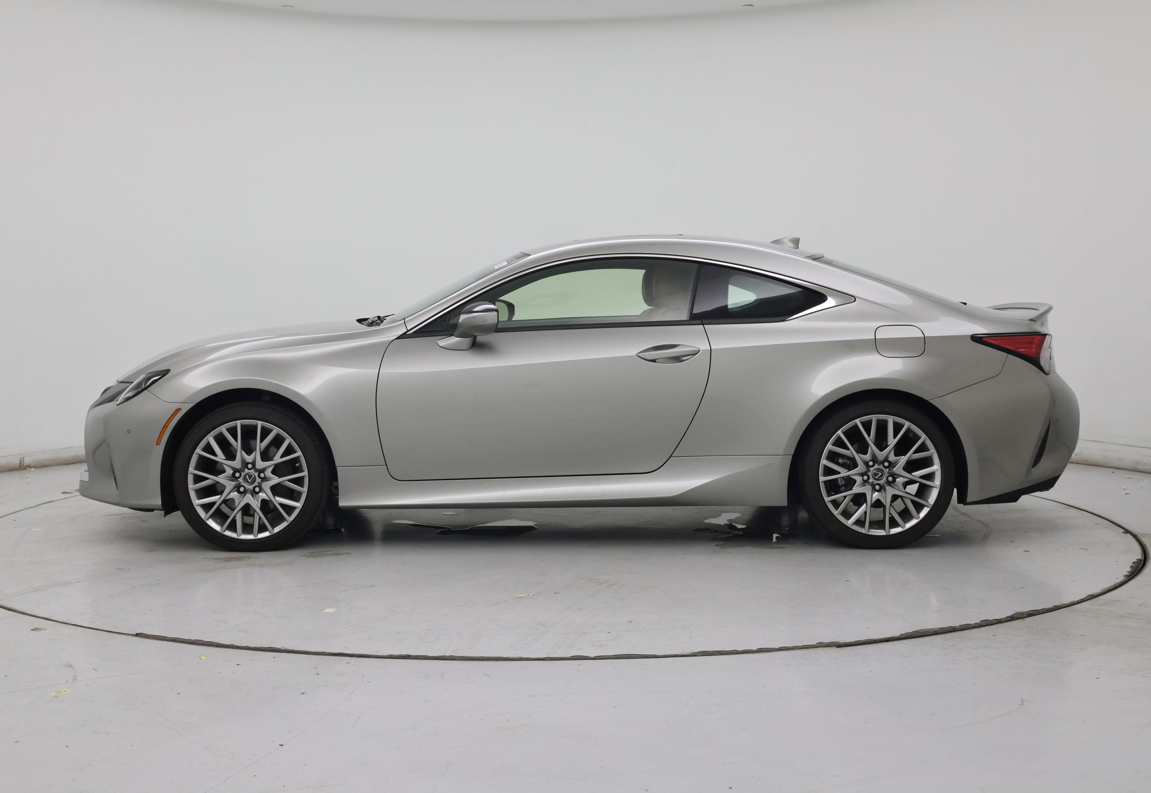 Thumbnail: 2021 Lexus RC - 3
