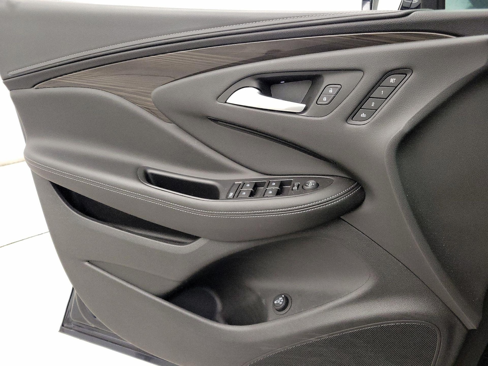 2020 Buick Envision Essence - Photo 13