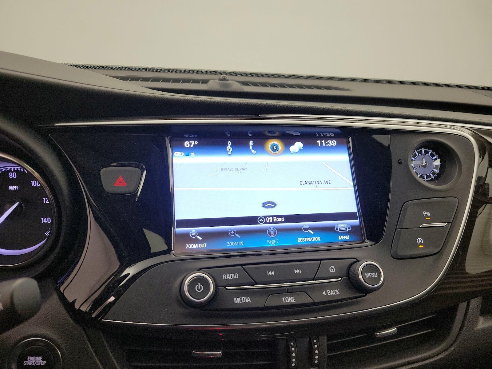 2020 Buick Envision Essence - Photo 15