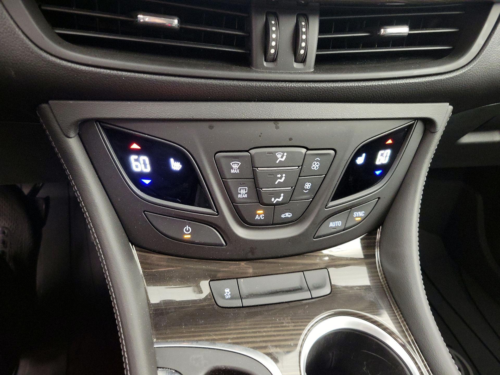 Thumbnail: 2020 Buick Envision - 17