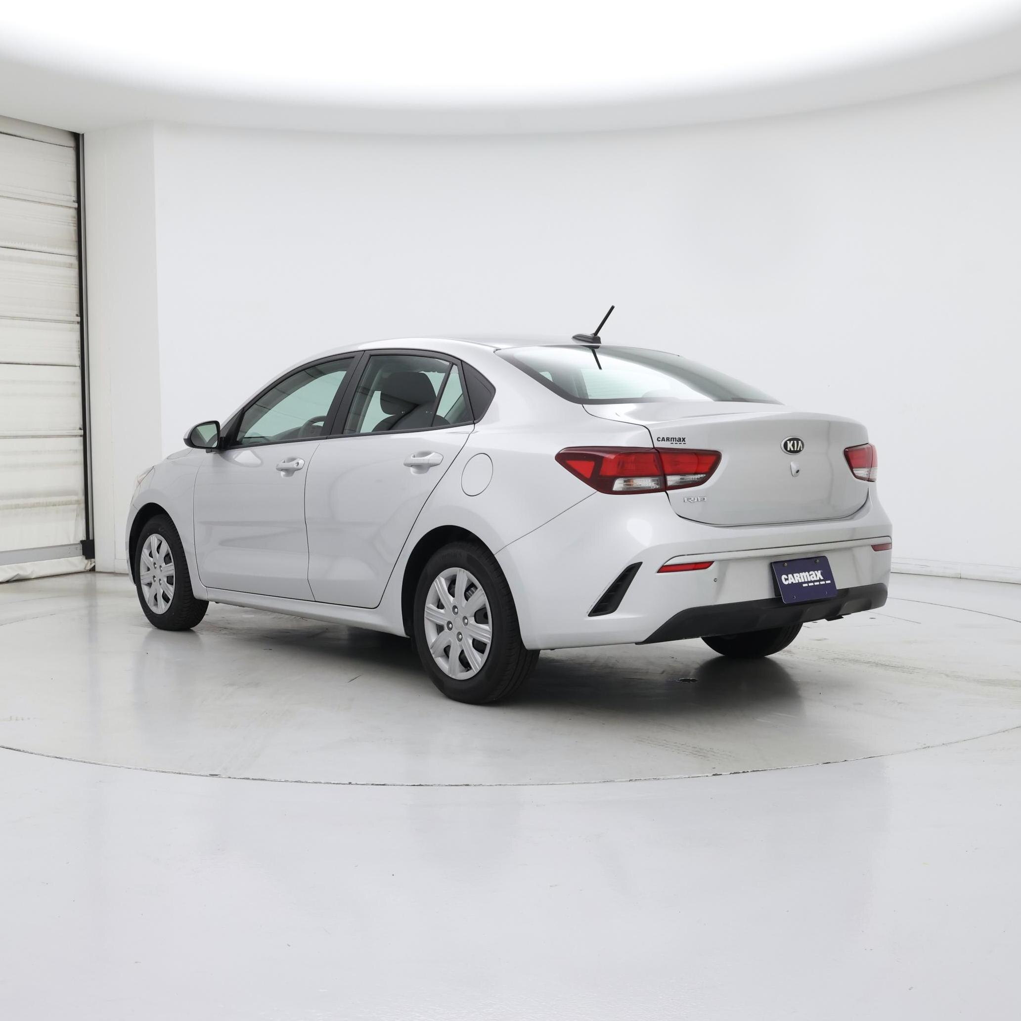 Thumbnail: 2021 Kia Rio - 2
