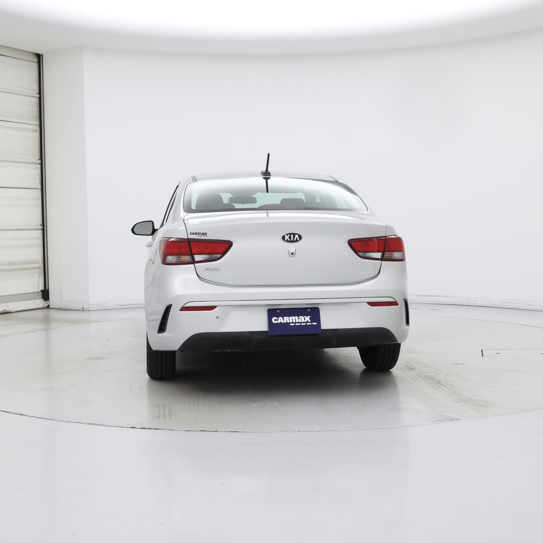 Thumbnail: 2021 Kia Rio - 6