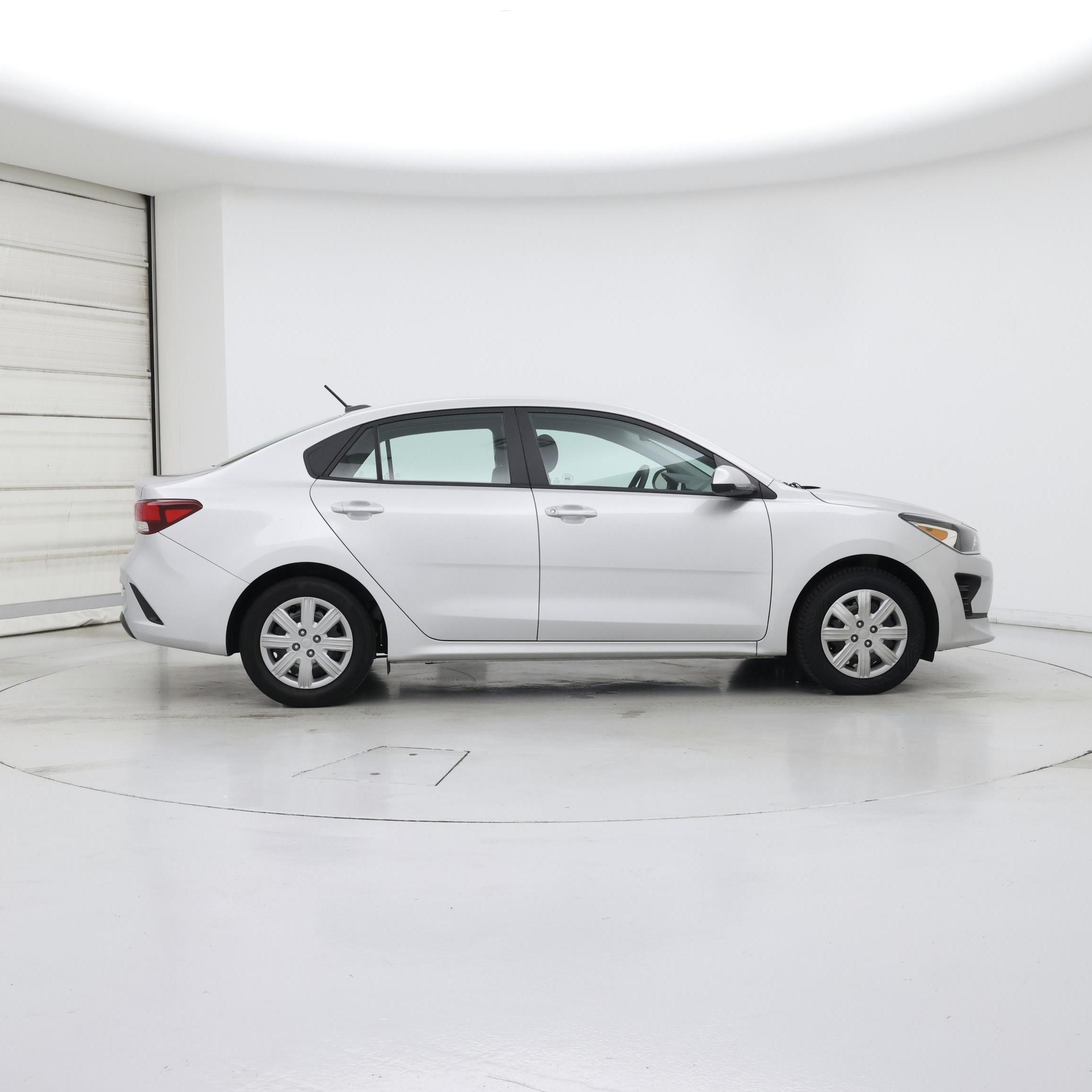 Thumbnail: 2021 Kia Rio - 7