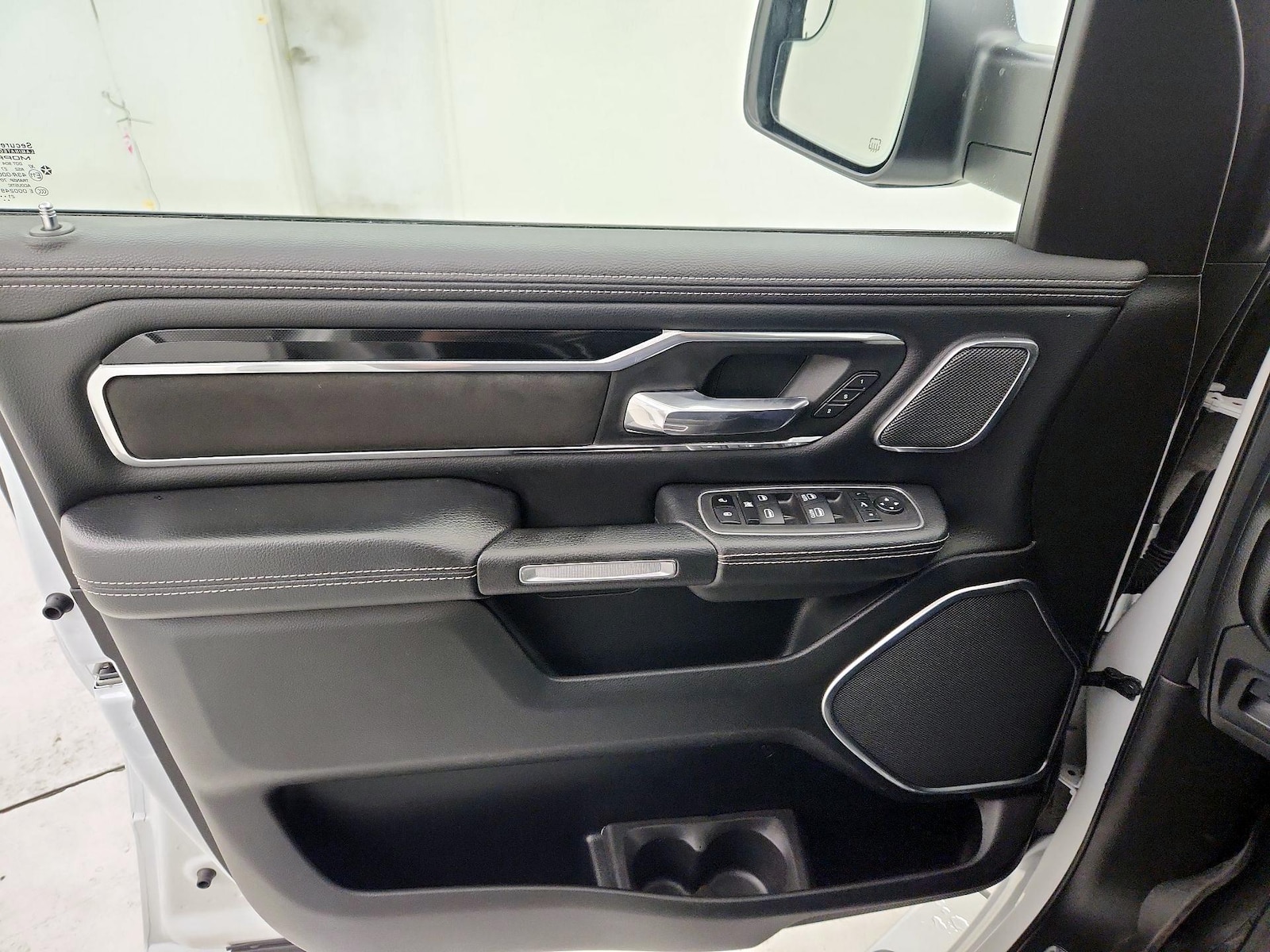 2022 RAM Ram 1500 Pickup Laramie - Photo 13