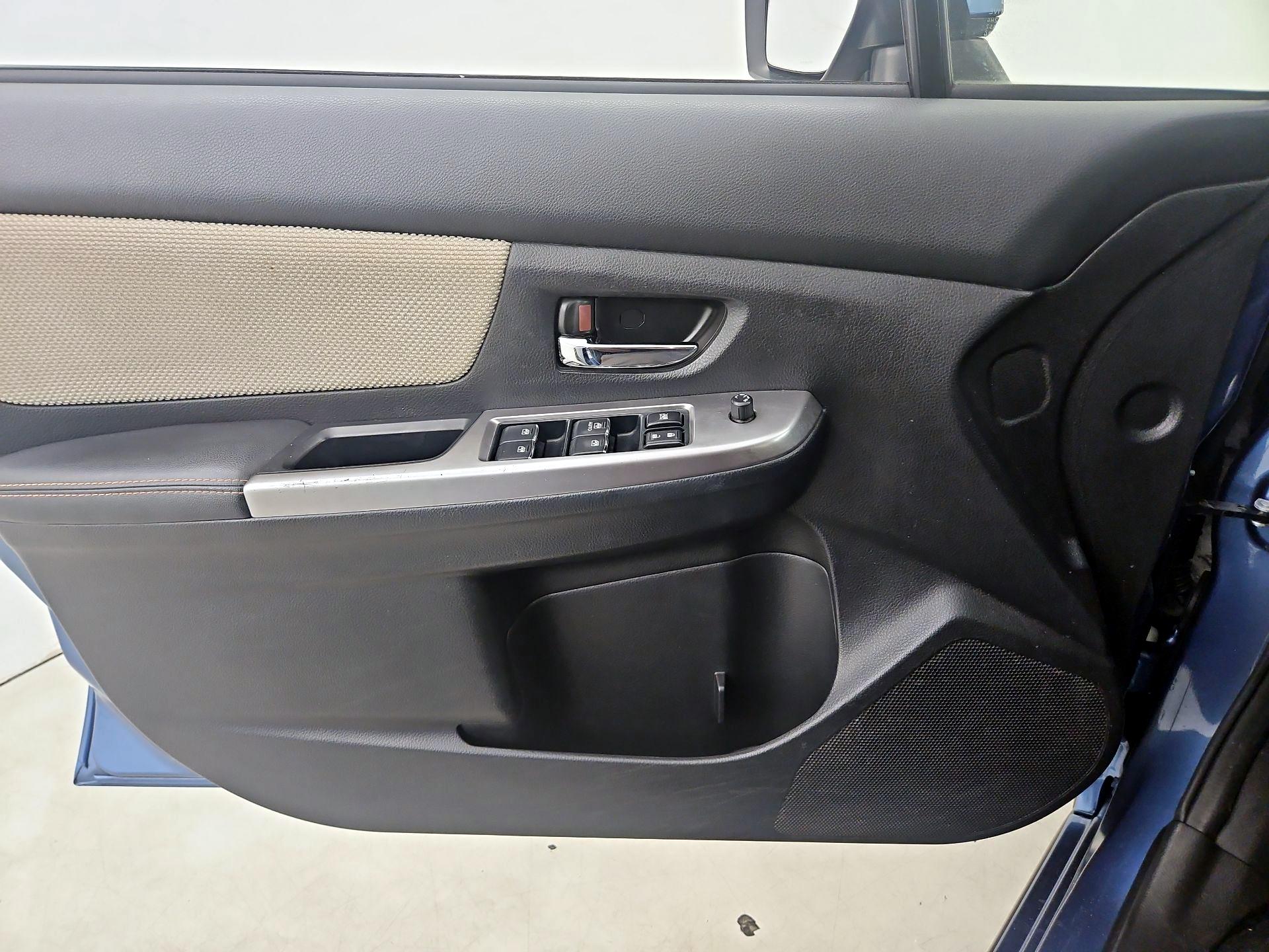 Thumbnail: 2016 Subaru XV Crosstrek - 12
