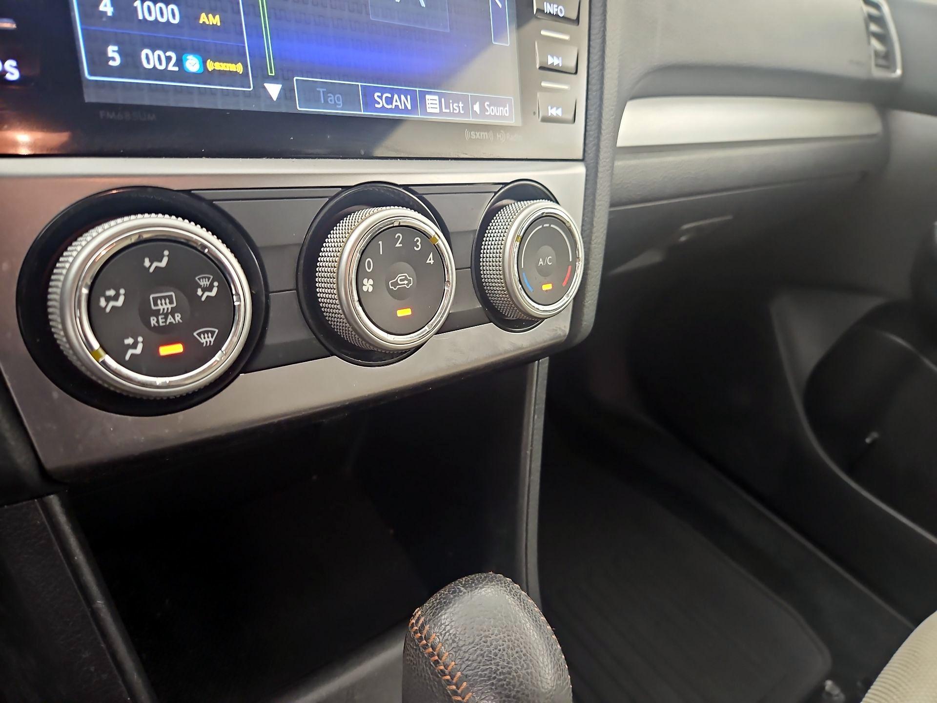 Thumbnail: 2016 Subaru XV Crosstrek - 16