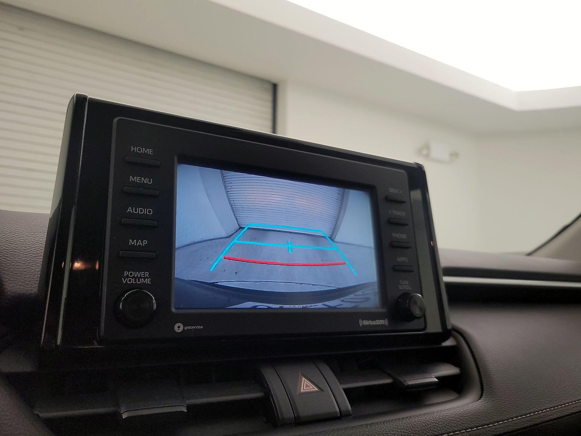 Thumbnail: 2020 Toyota RAV4 - 14