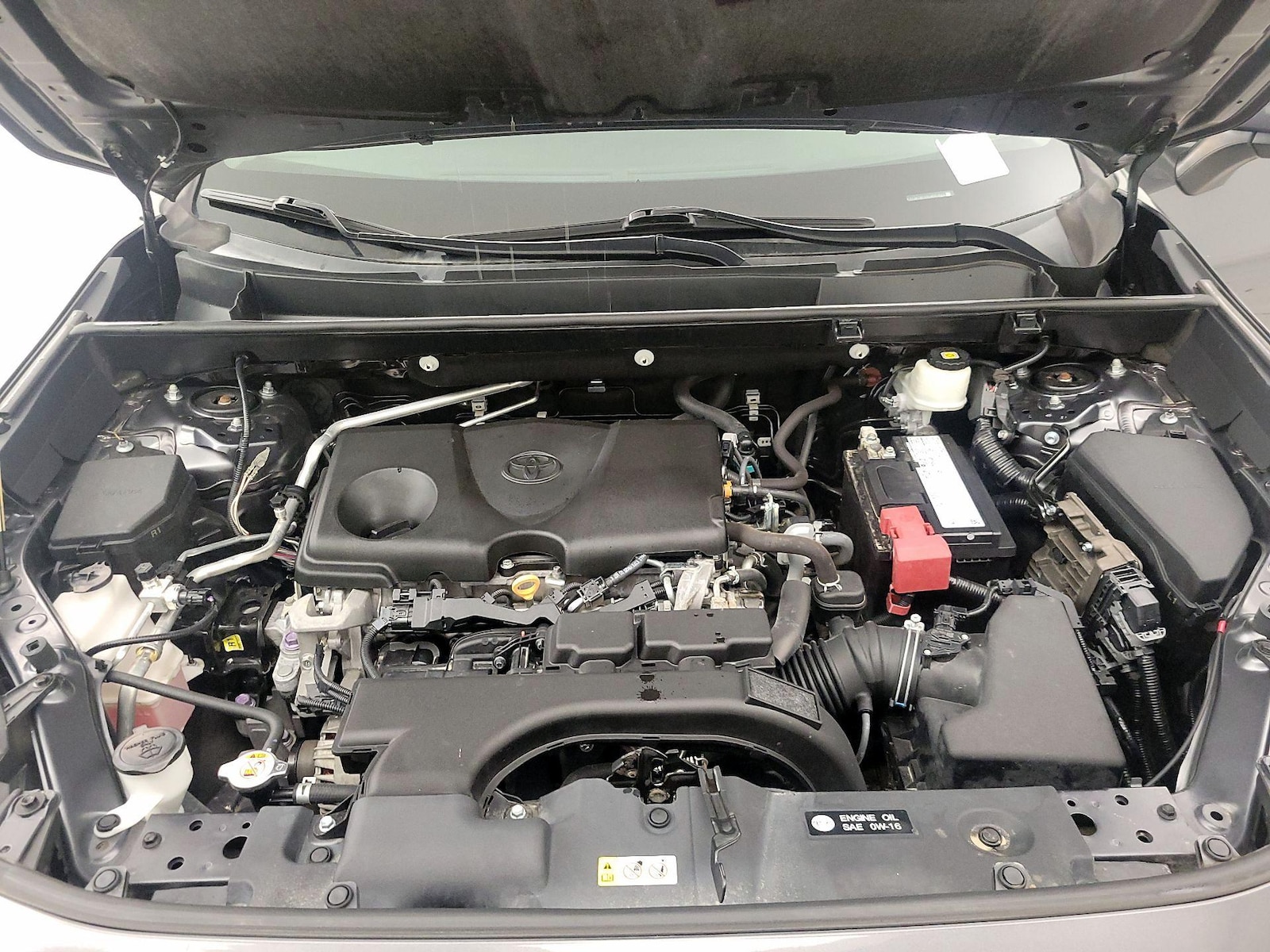 2020 Toyota RAV4 LE - Photo 22