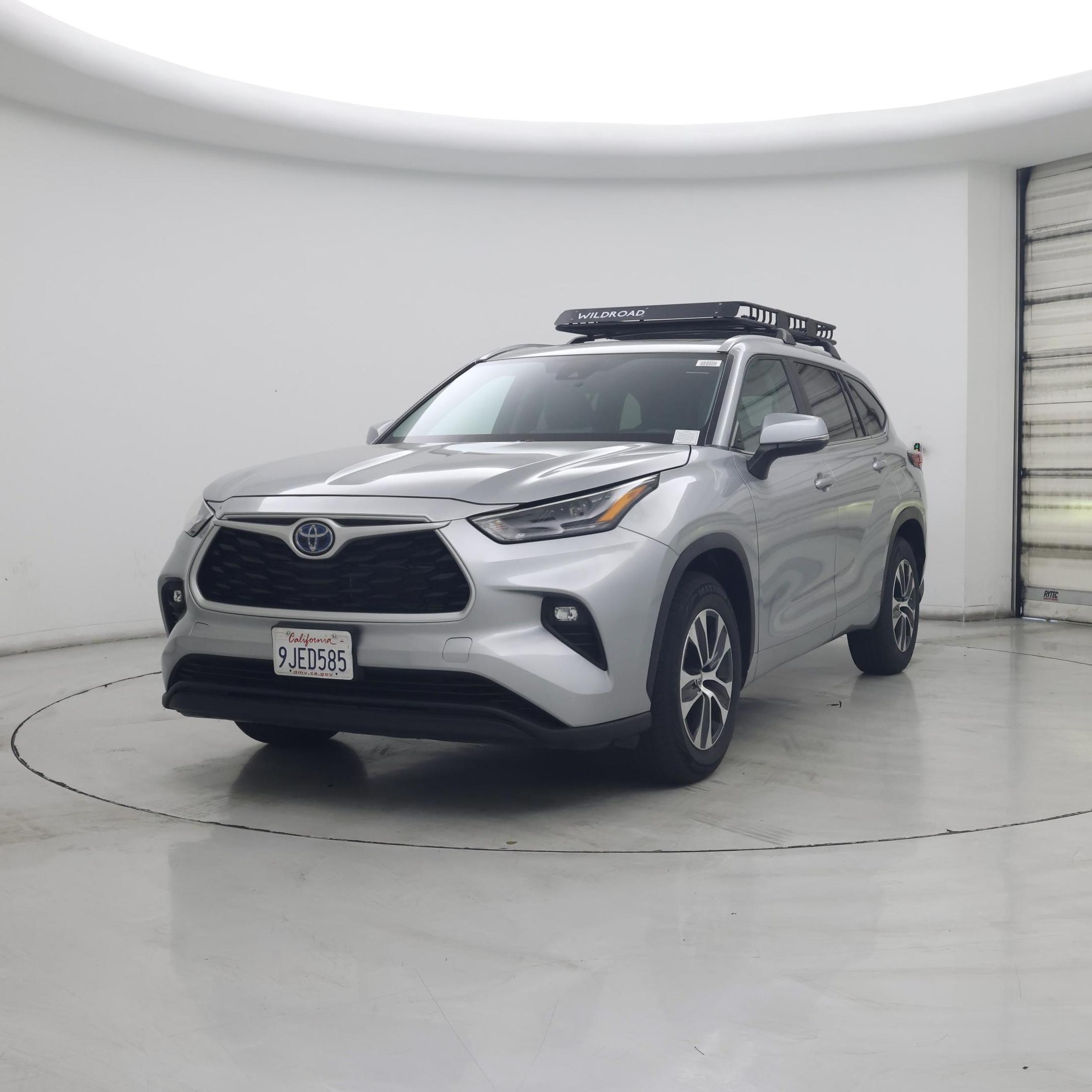 Thumbnail: 2023 Toyota Highlander - 4