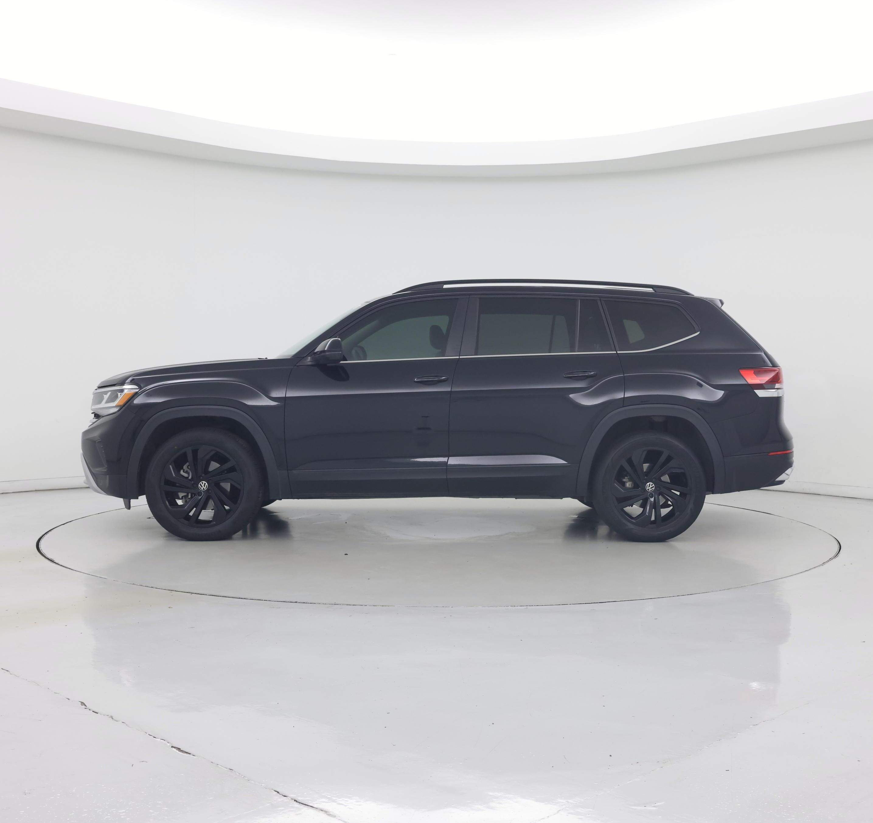 Thumbnail: 2023 Volkswagen Atlas - 3