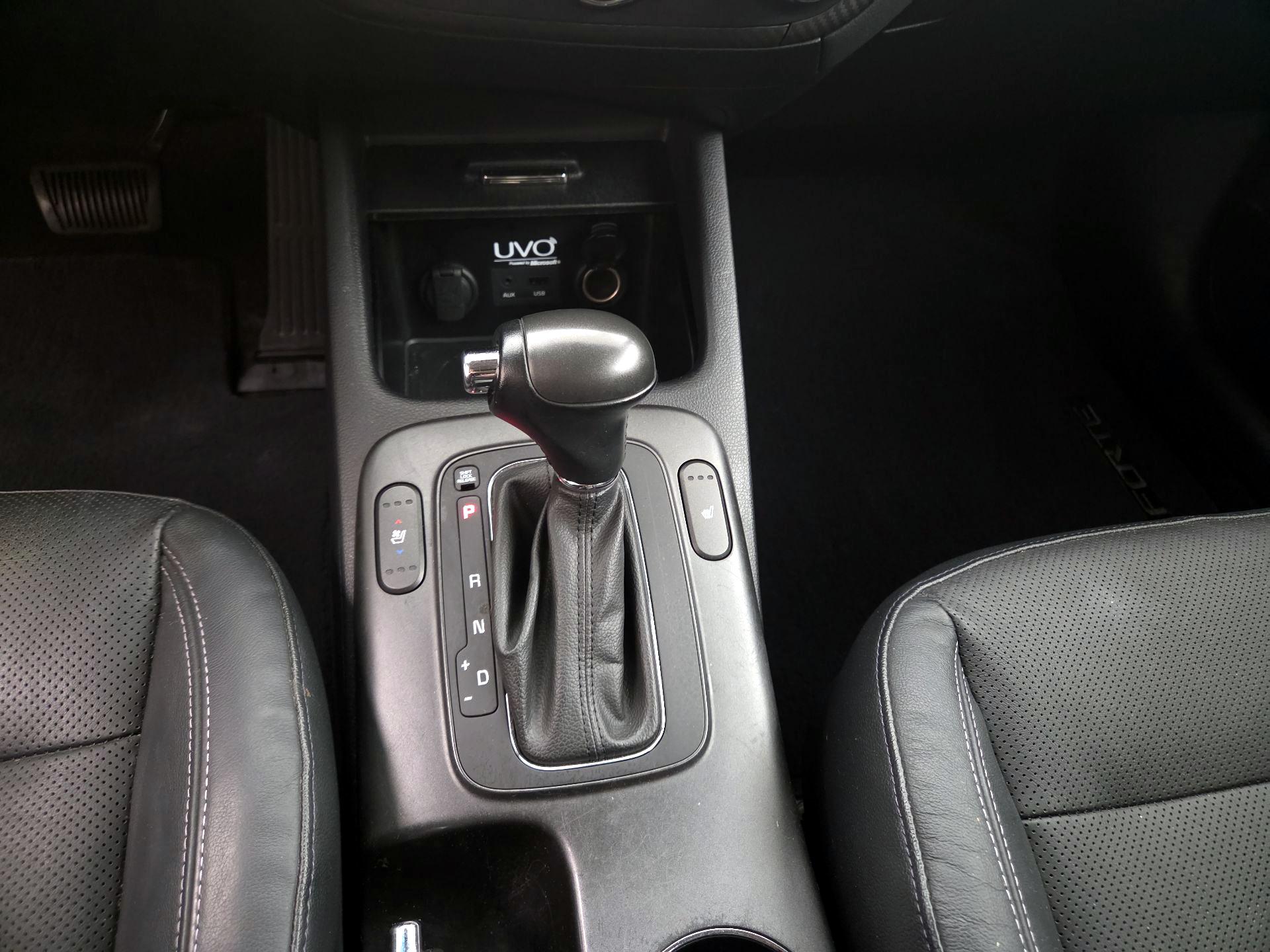 Thumbnail: 2015 Kia Forte - 17