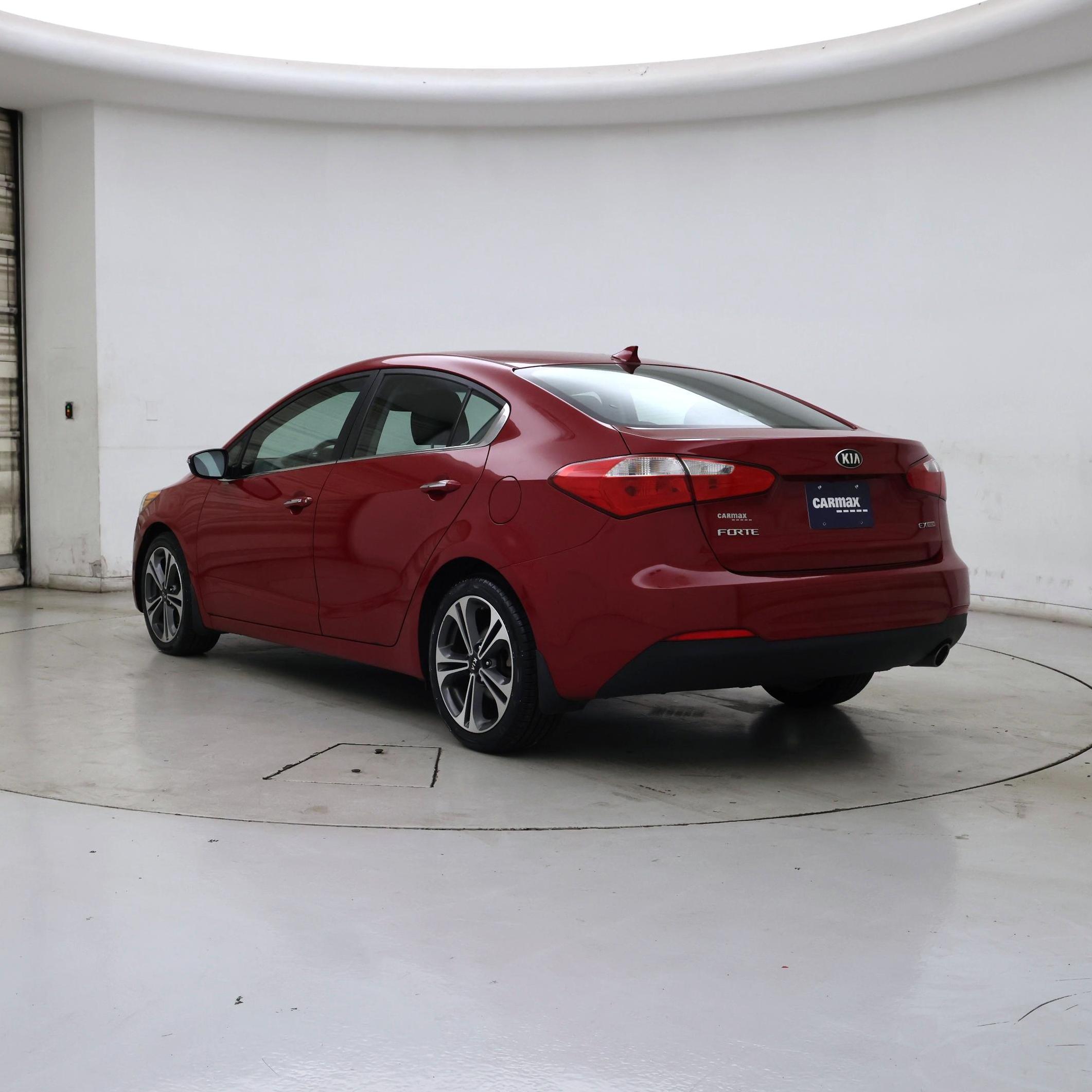 Thumbnail: 2015 Kia Forte - 2