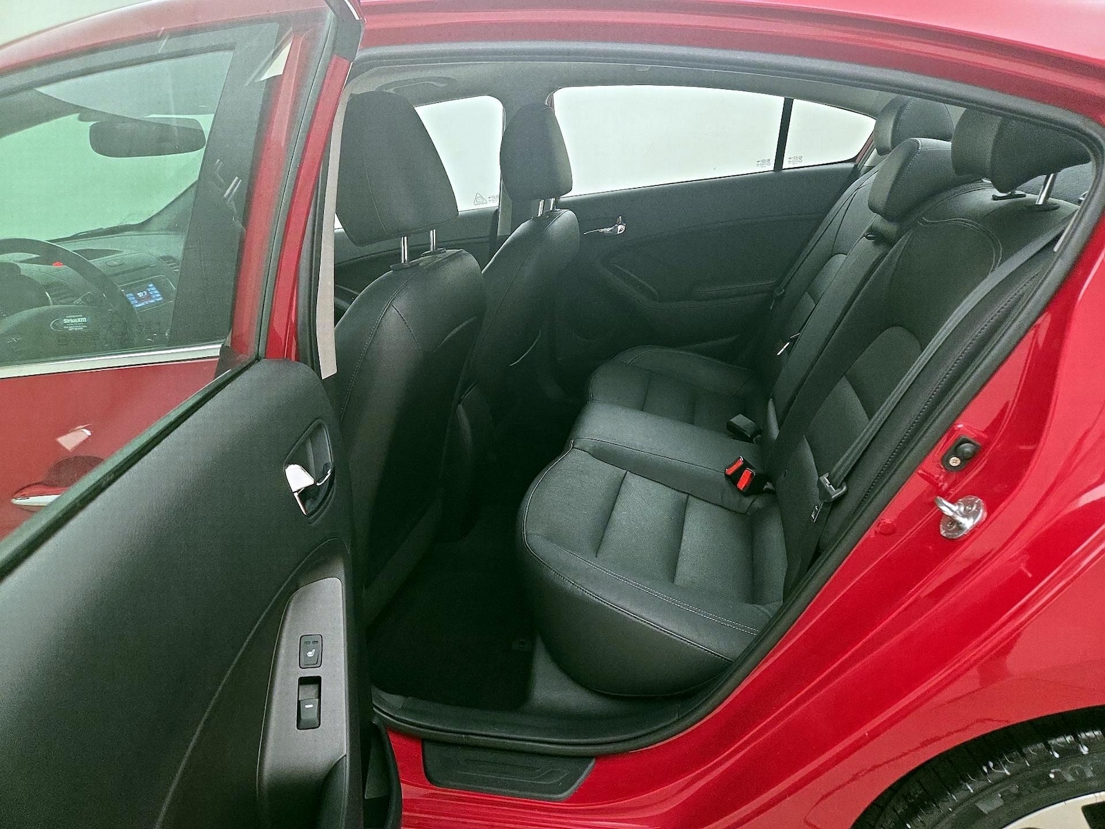 2015 Kia Forte EX - Photo 21