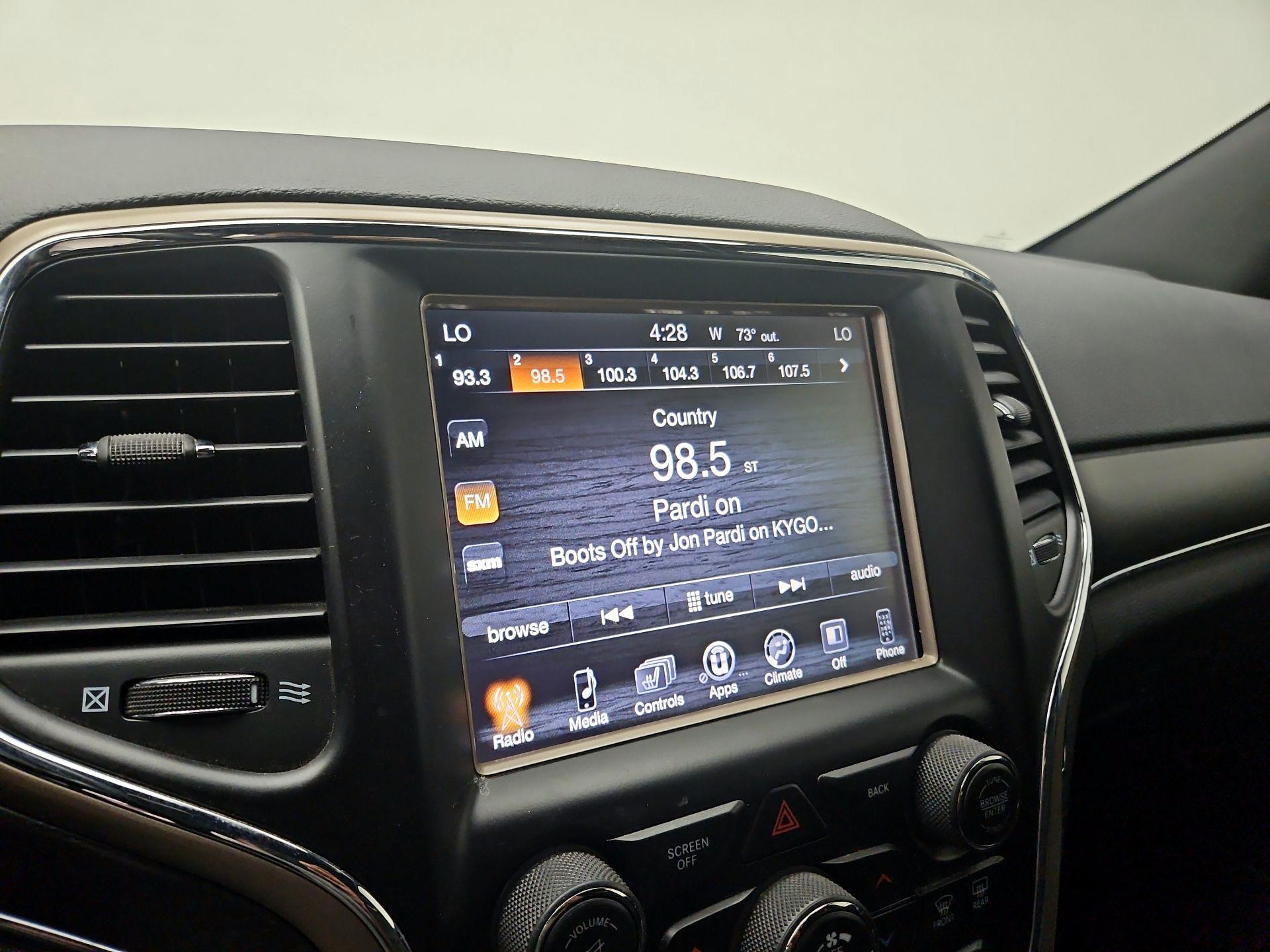 Thumbnail: 2017 Jeep Grand Cherokee - 15