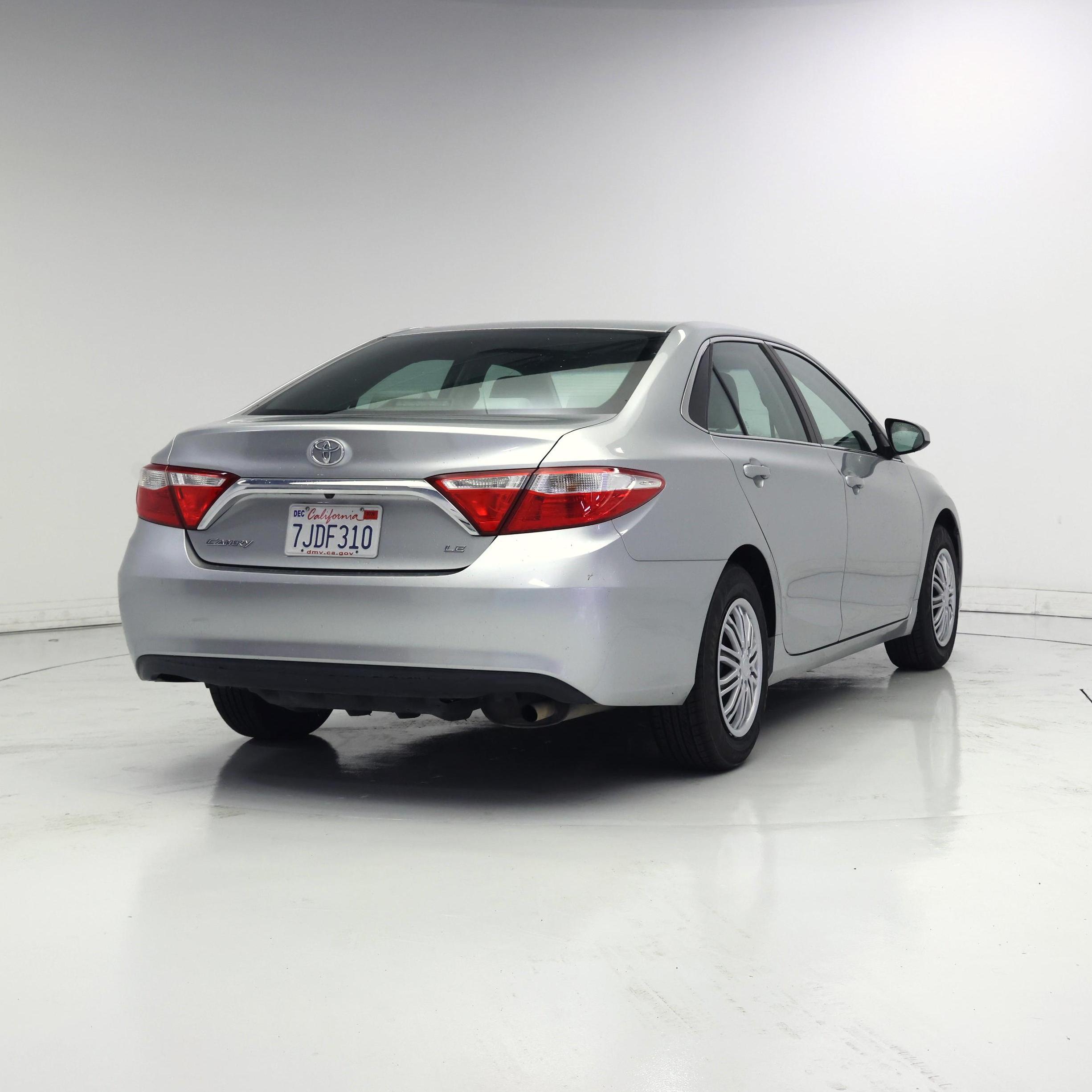 Thumbnail: 2015 Toyota Camry - 8