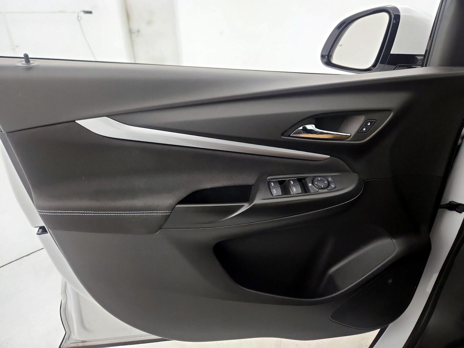 2023 Chevrolet Bolt EUV LT - Photo 13