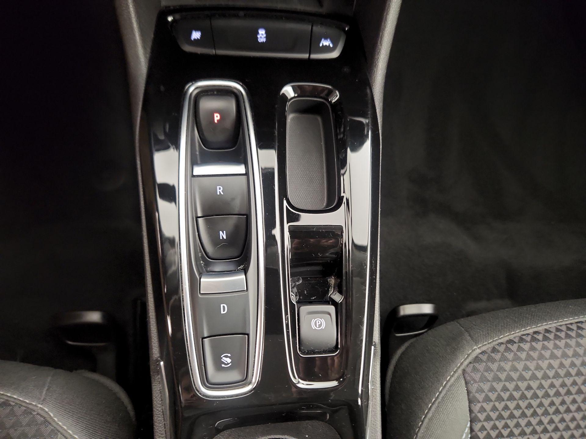 Thumbnail: 2023 Chevrolet Bolt EUV - 17